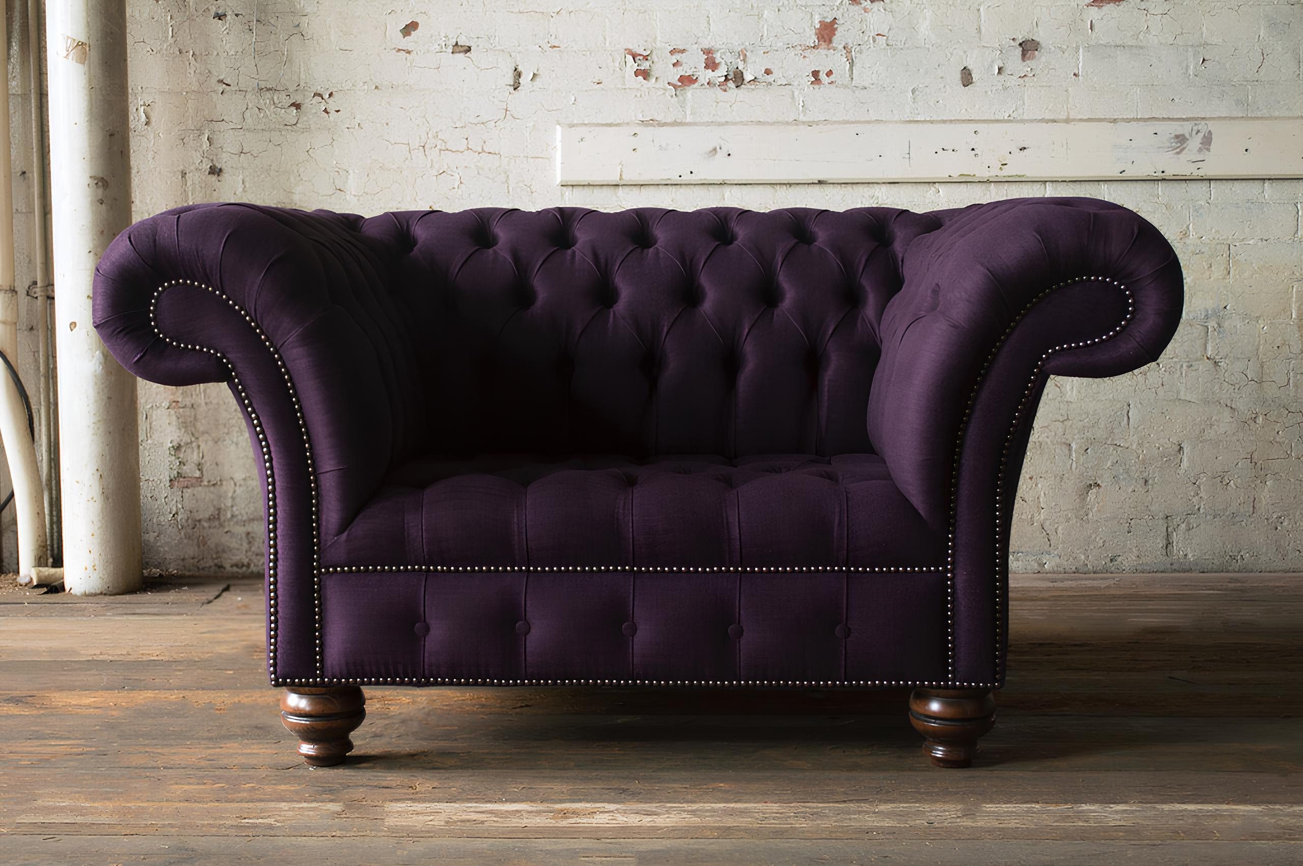 Xlmoebel Chesterfield-Sofa Couch mit Chesterfield-Design in lila Samtstoff für 1,5 Personen, Hergestellt in Europa