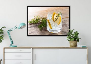 Pixxprint Leinwandbild Leckerer Gin Tonic, Wanddekoration (1 St), Leinwandbild fertig bespannt, in einem Schattenfugen-Bilderrahmen gefasst, inkl. Zackenaufhänger
