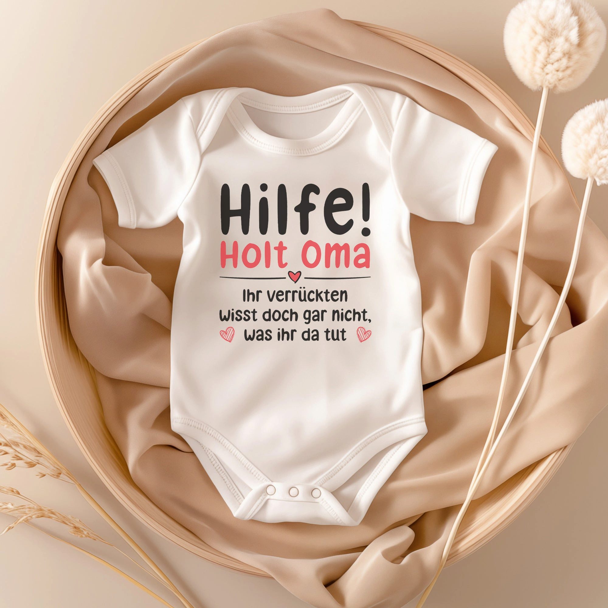 22Feels Kurzarmbody Bio Unisex Babybody Weiß Hilfe! Holt Oma Spruch Geschenk Geburt Taufe BIO-Baumwolle - In Deutschland Bedruckt - Niedlicher Print