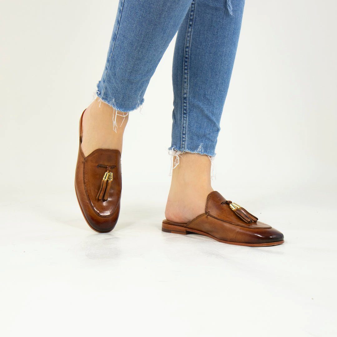 Tassel Hamilton & Melvin 2 Tan Pisa Pantolette Scarlett