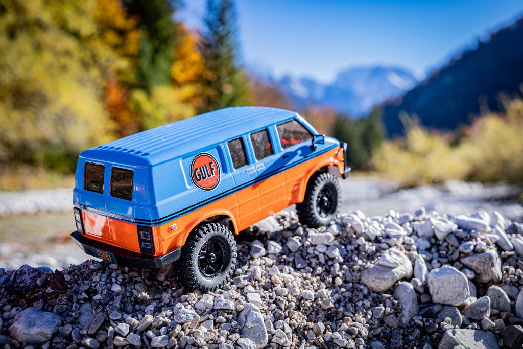 Absima RC-Auto 1:18 Elektro RC Modellauto Crawler Rock Van V2 (Set, Ready to Run), Kleine Maße - Großer In- und Outdoor Spaß
