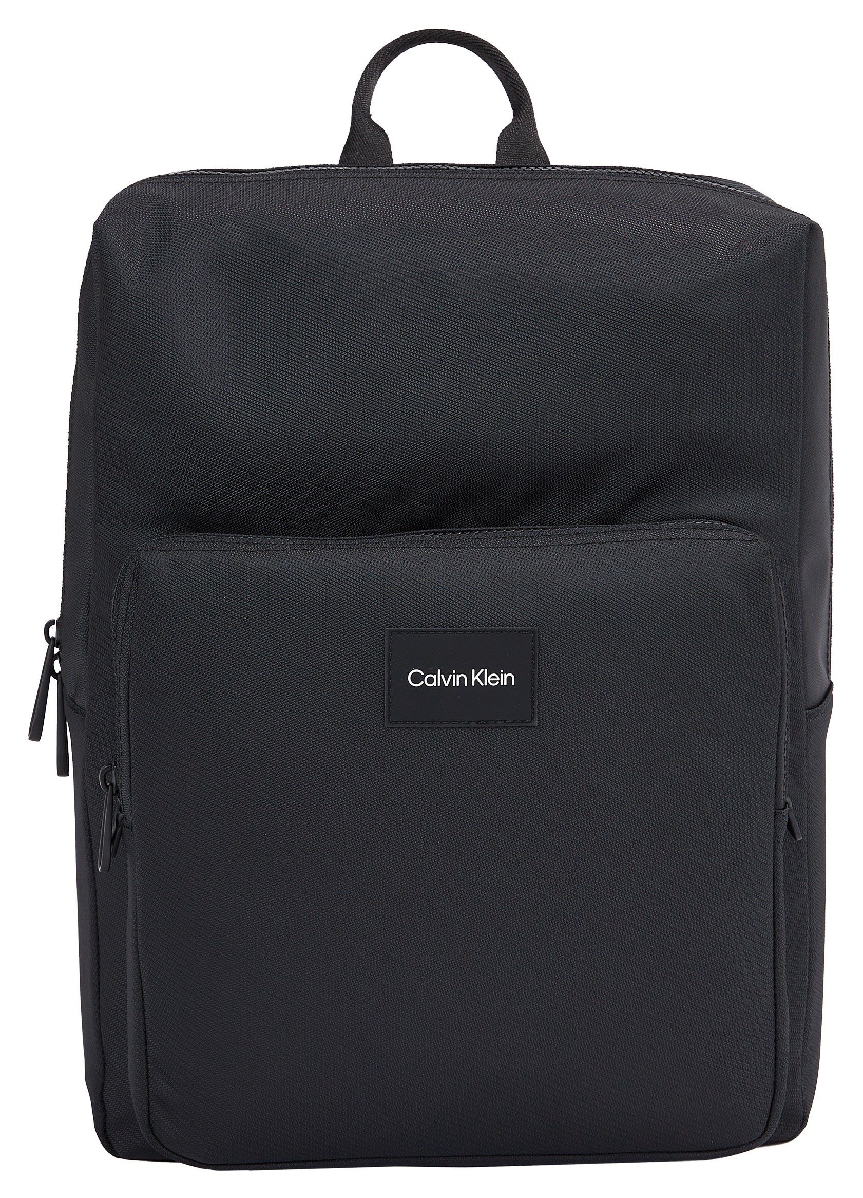 T Fächern CK MUST BP, geräumigen Rucksack Calvin SQUARED mit Klein