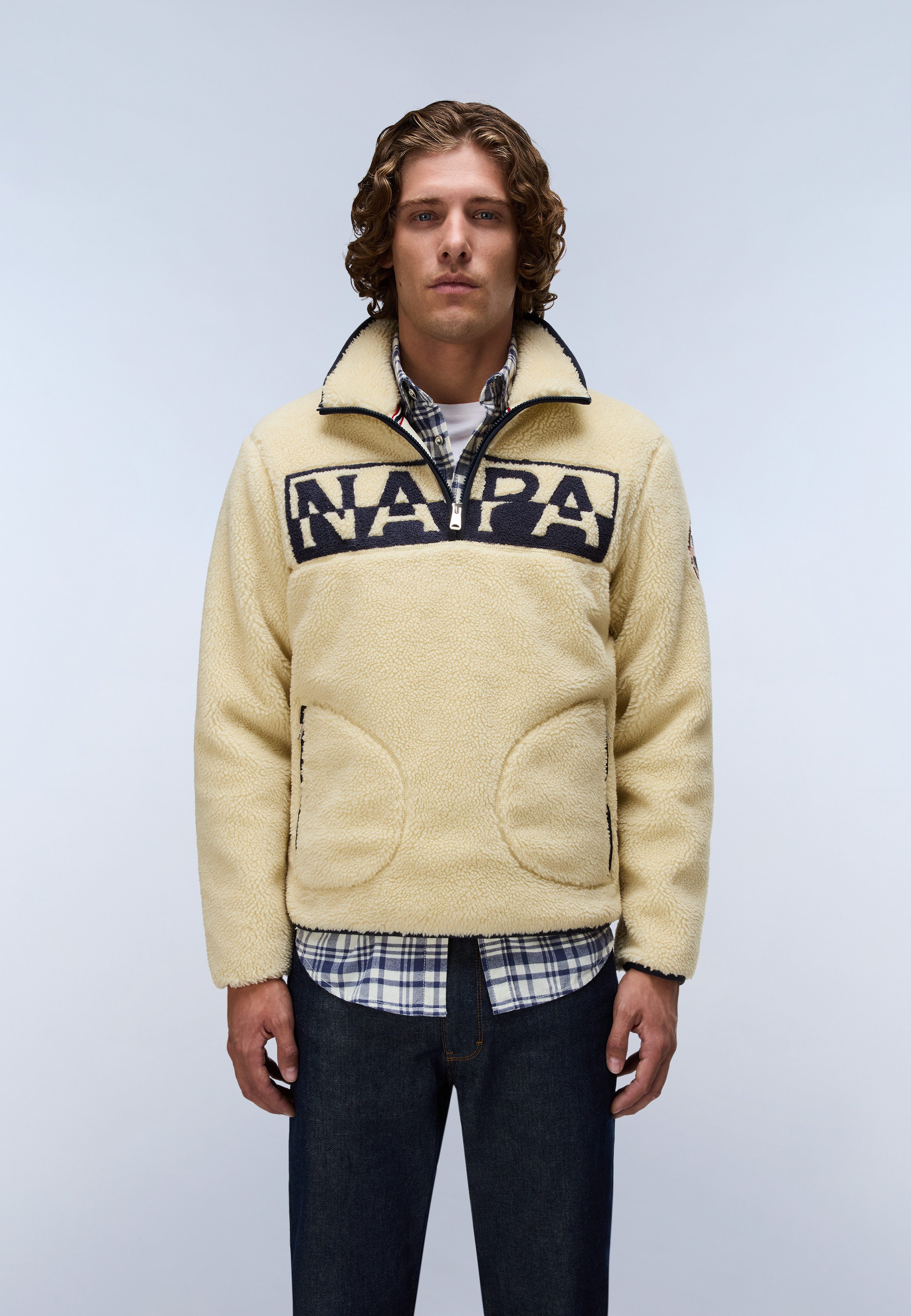 Napapijri Fleeceshirt T-ARCHIVE FLEECE HZ PUTTY N5E aus Polyester, mit weichem Griff, auch in großen Größen