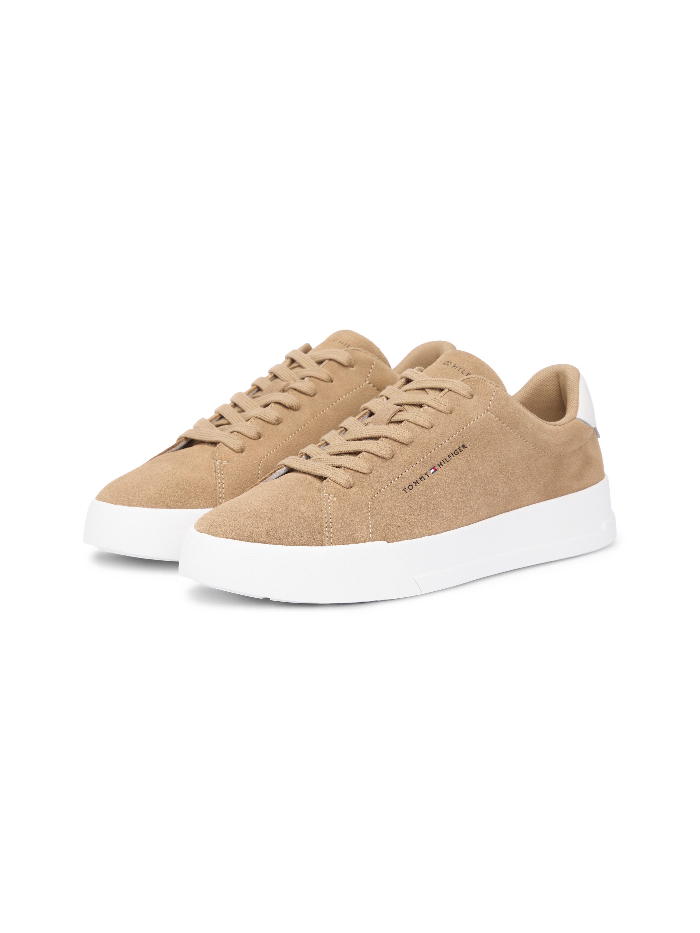 Tommy Hilfiger TH COURT CORE SUEDE Кроссовки Freizeitschuh, Halbschuh, Schnürschuh mit seitlicher Logoprägung