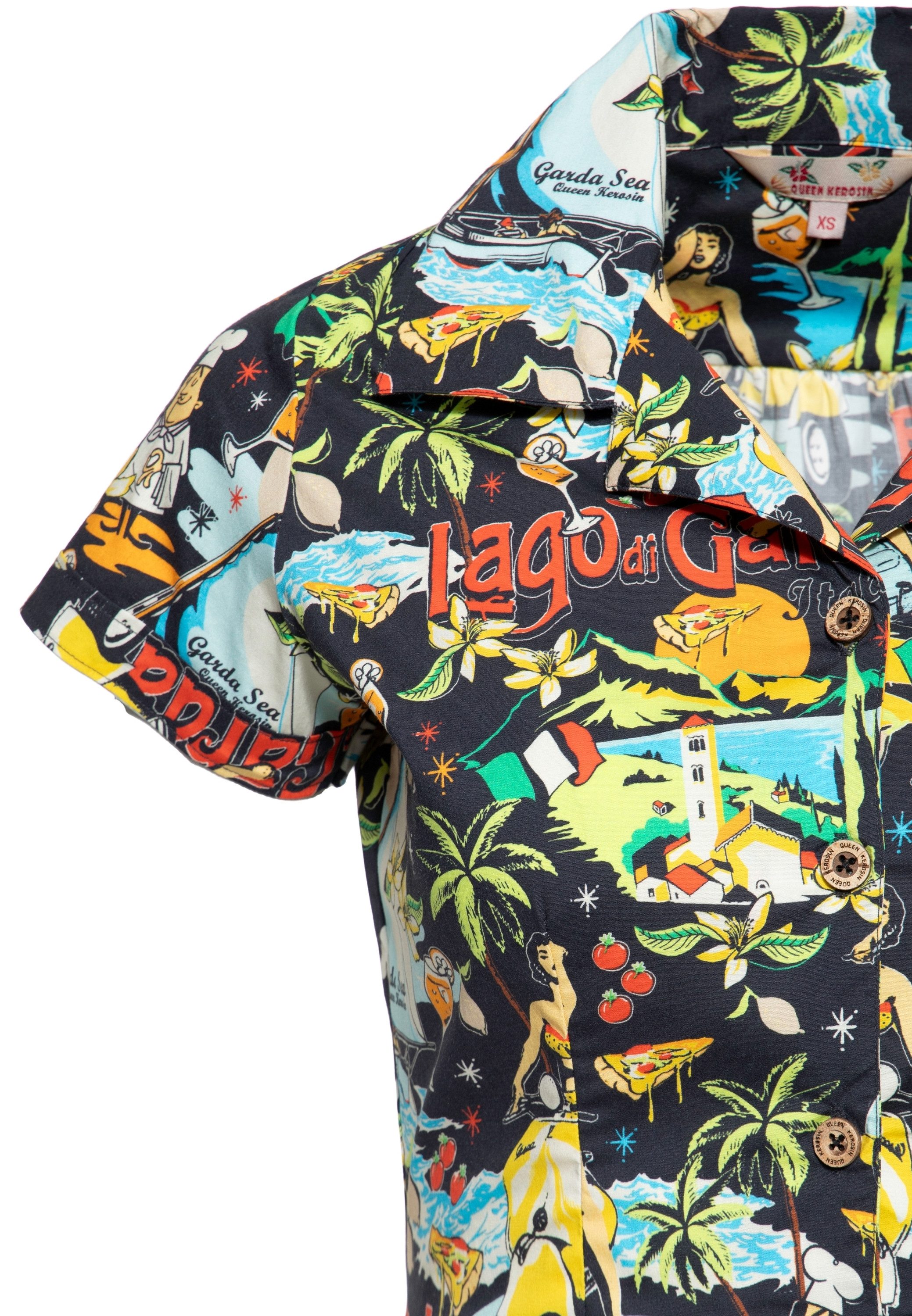 QueenKerosin Kurzarmbluse Lago di Garda mit Gardasee-Artwork