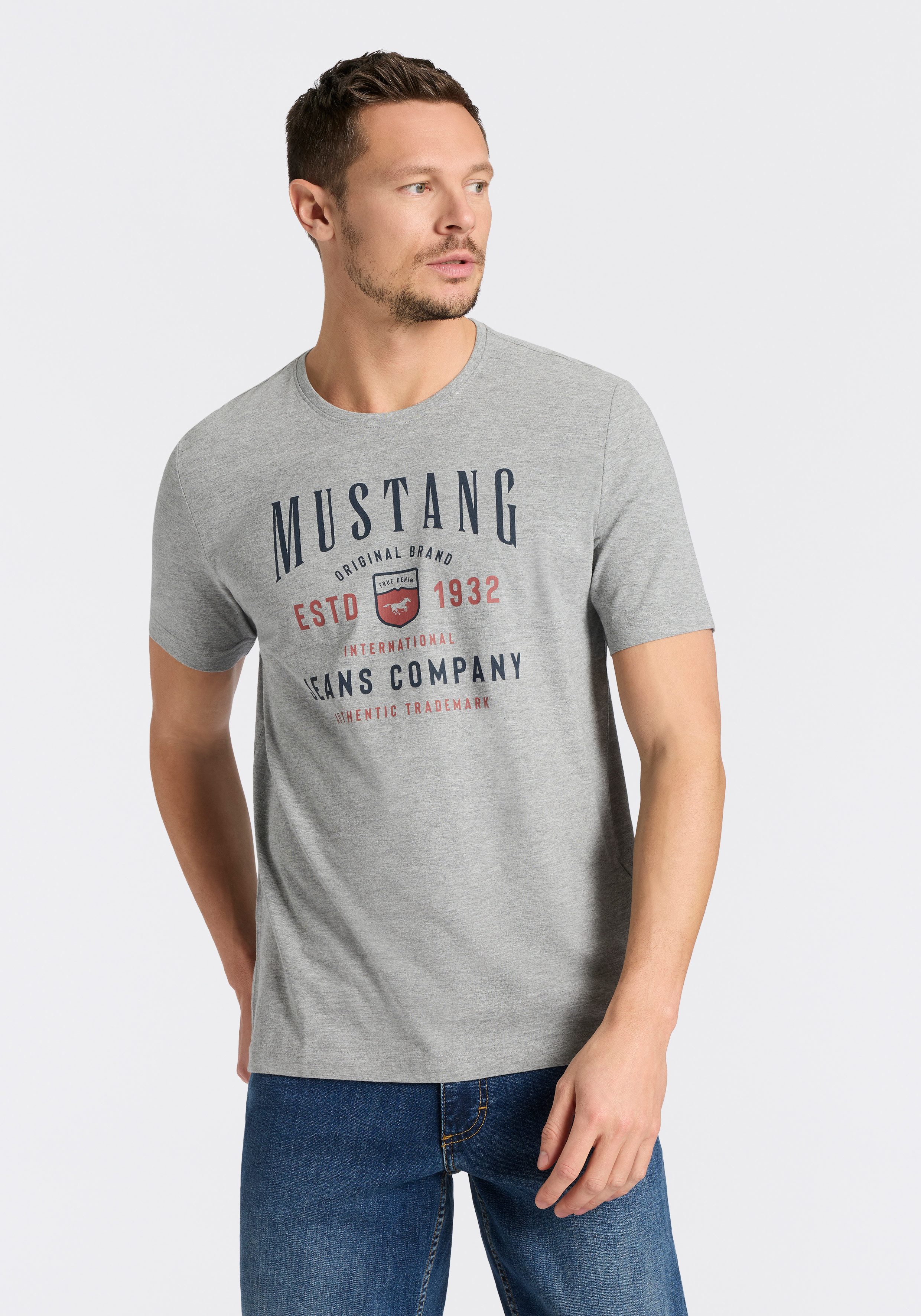 MUSTANG Kurzarmshirt Alex Logoprint kurzarm, mit Logoprint