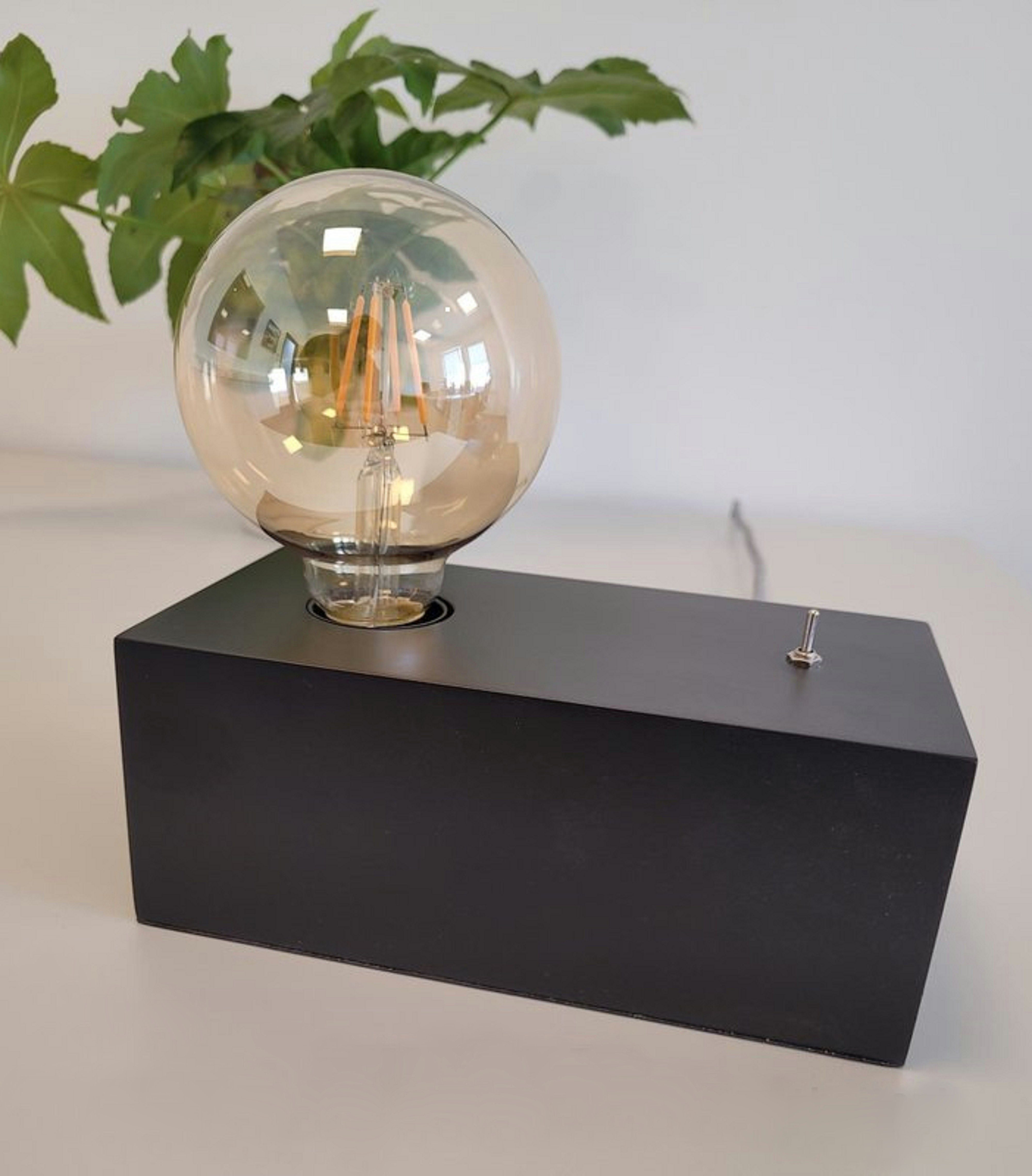 LED Tischleuchte