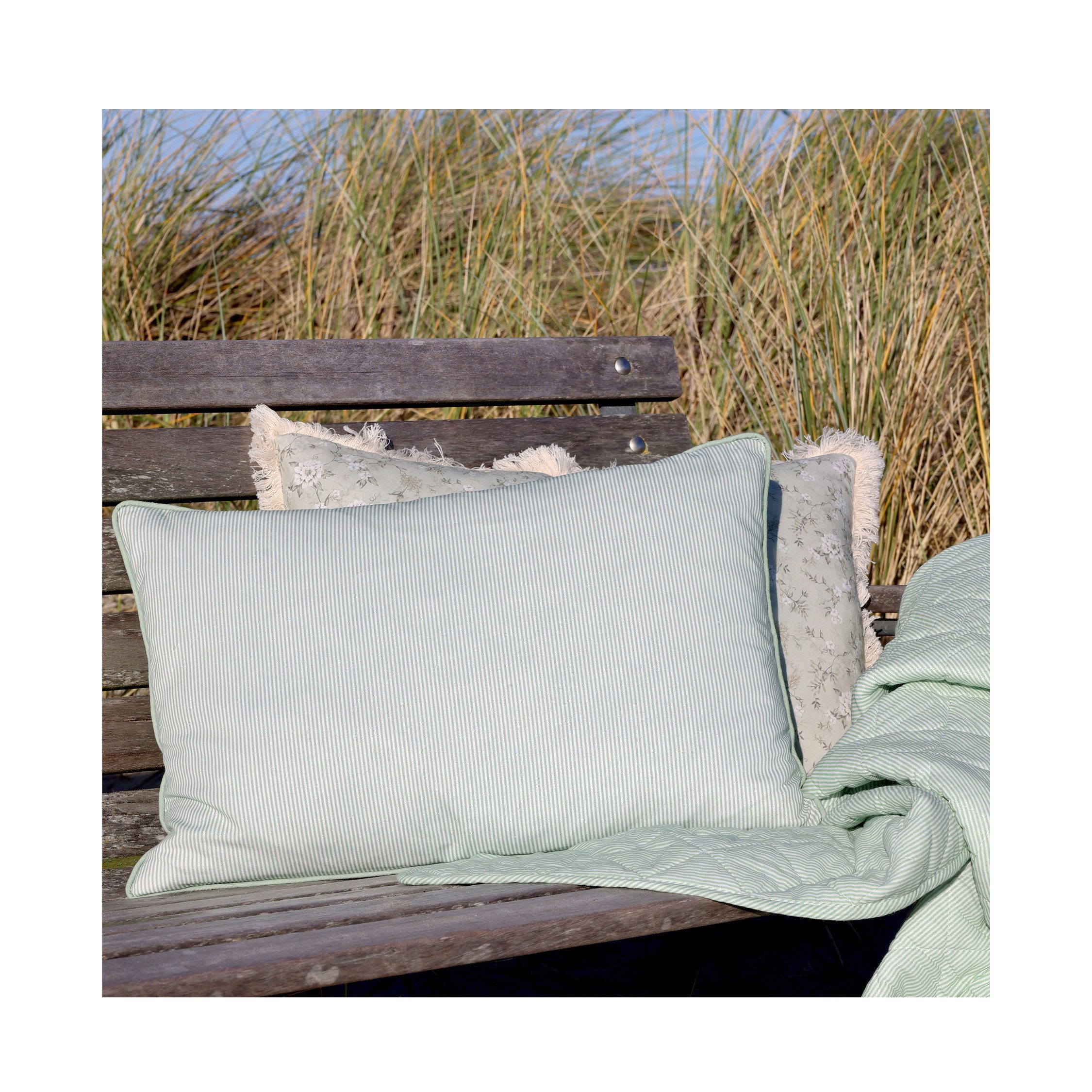Chic Antique Kissenbezug Chic Antique Aix Kissebezug mit Maritimen Streifenmuster grün
