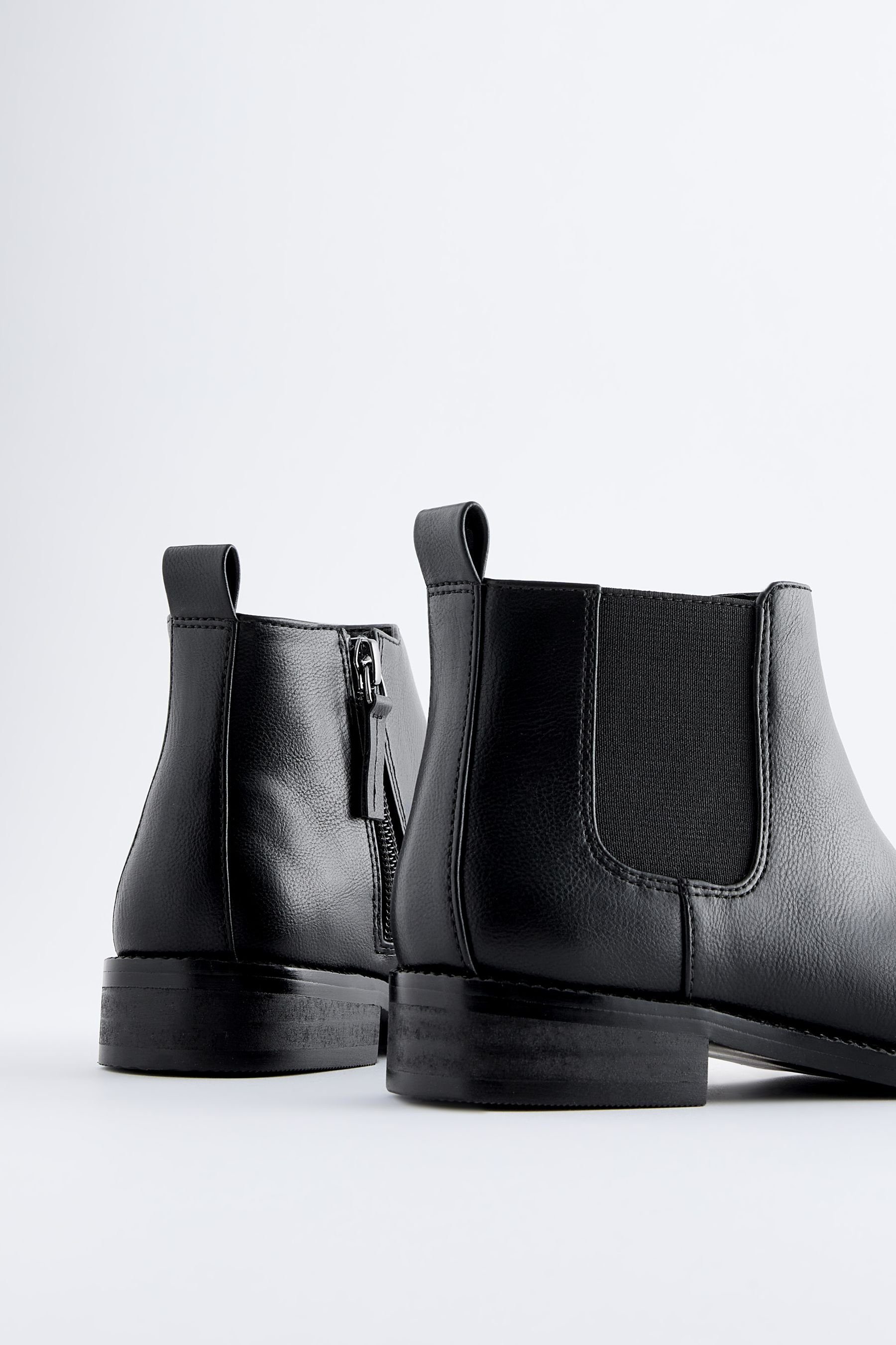 Niedrige (1-tlg) Chelseaboots Next Chelsea-Boots