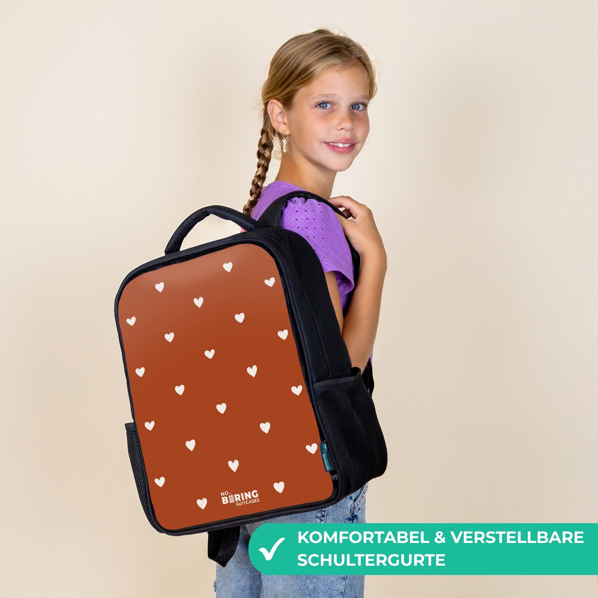NoBoringSuitcases.com© Rucksack Weißes Herzmuster auf orange-braunem Hintergrund, Kinderrucksack Schwarz, Schulrucksack, Freizeitrucksack Jungen Mädchen