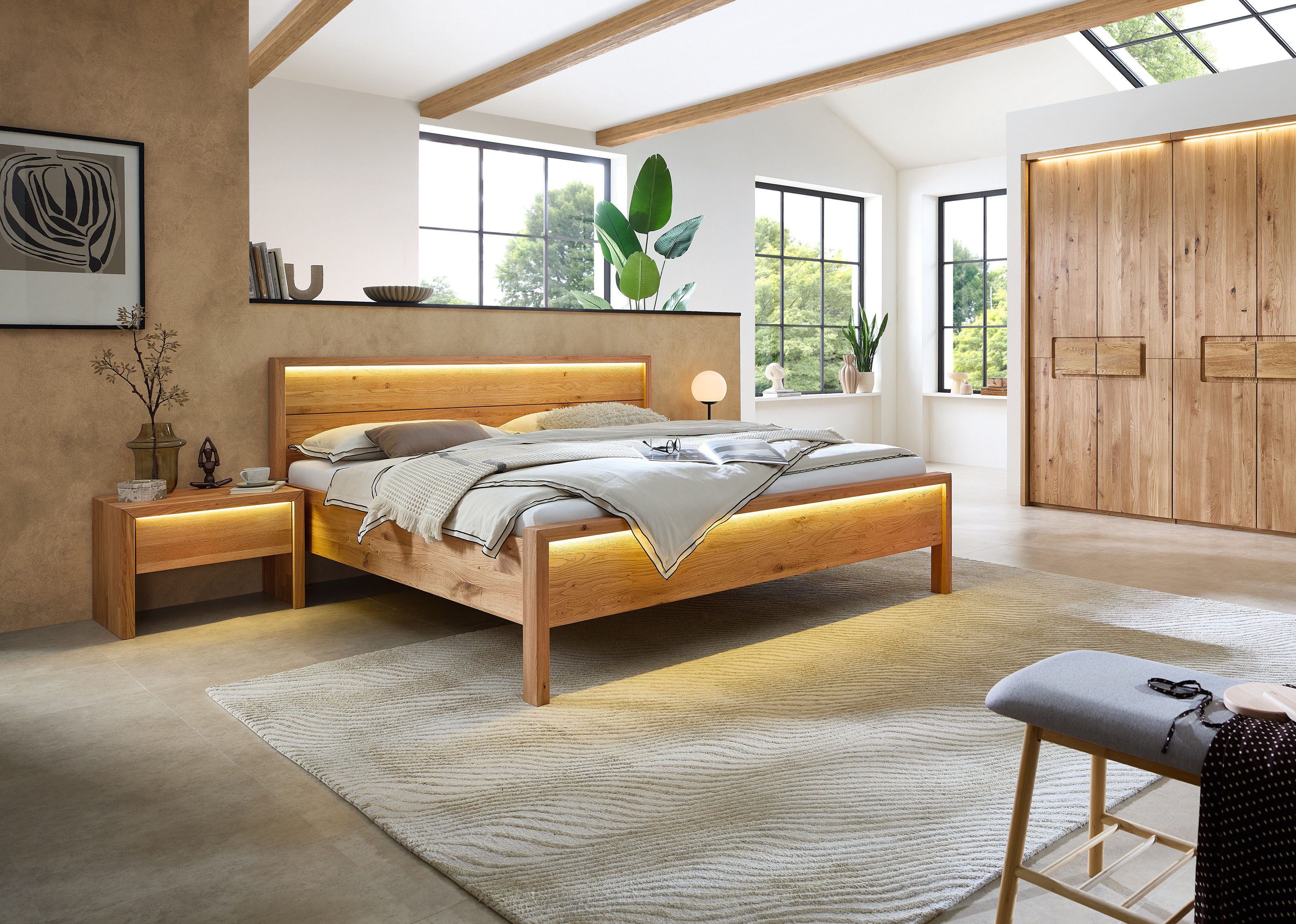 Home affaire Massivholzbett Ambroise aus Wildeiche, inkl. LED-Beleuchtung, wahlweise auch in Überlänge erhältlich
