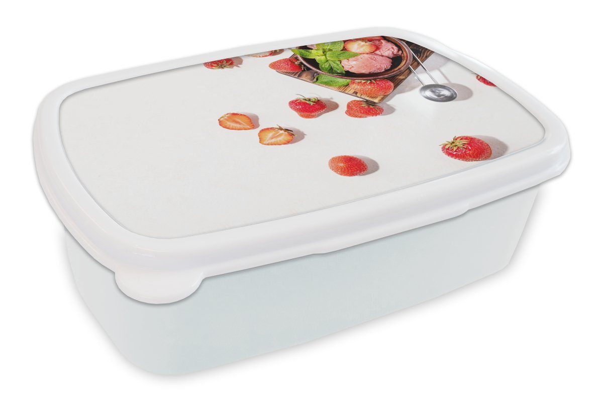 MuchoWow Lunchbox Erdbeere - Früchte - Kräuter - Eiszange, Kunststoff, (2-tlg), Brotbox für Kinder und Erwachsene, Brotdose, für Jungs und Mädchen weiß
