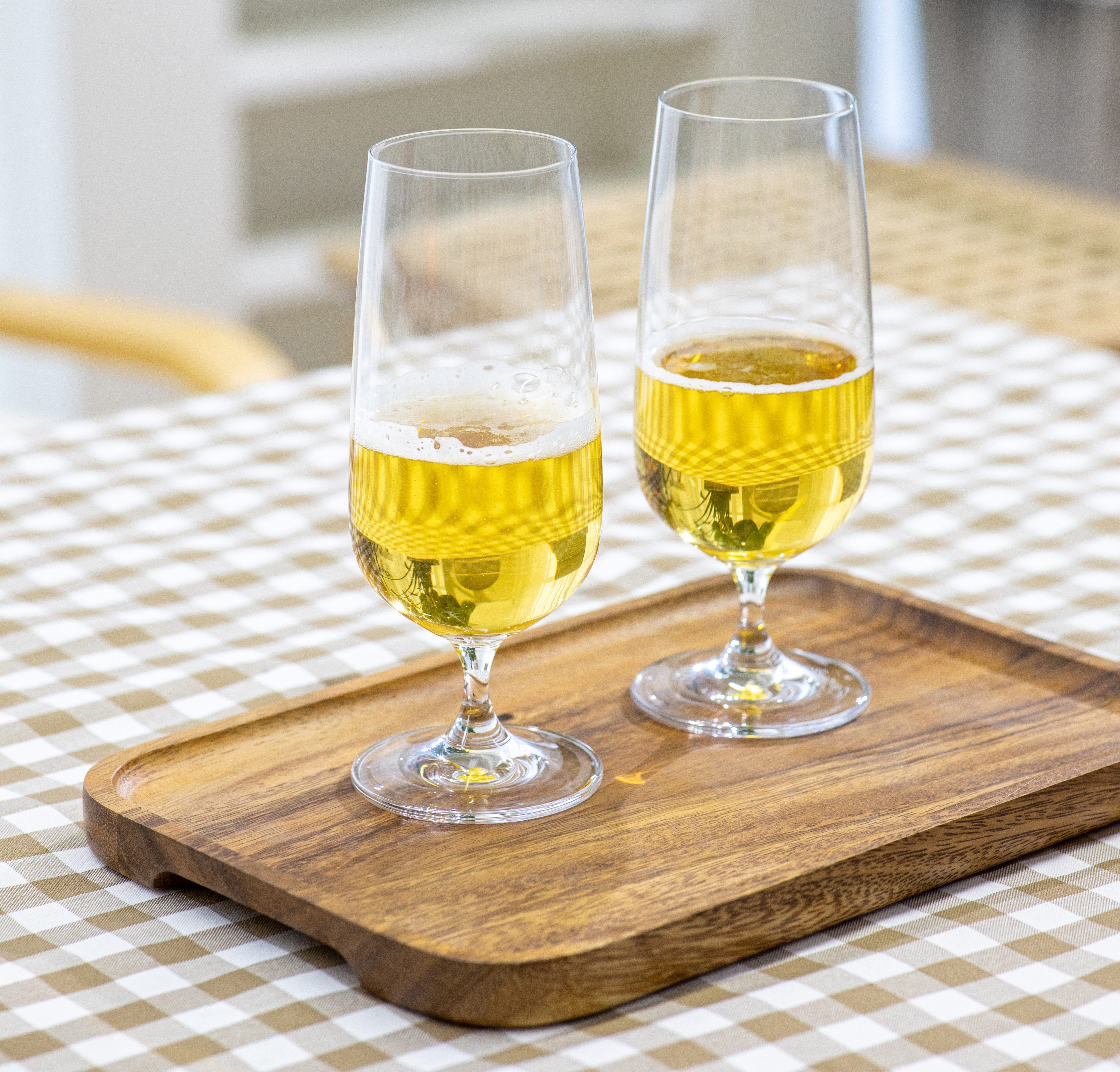 ECHTWERK Bierglas Pilsbiergläser Set, ca. 400 ml, 6-tlg., Glas, Strapazierfähige Biertulpen, stilvoll und passend zur Tischdeko