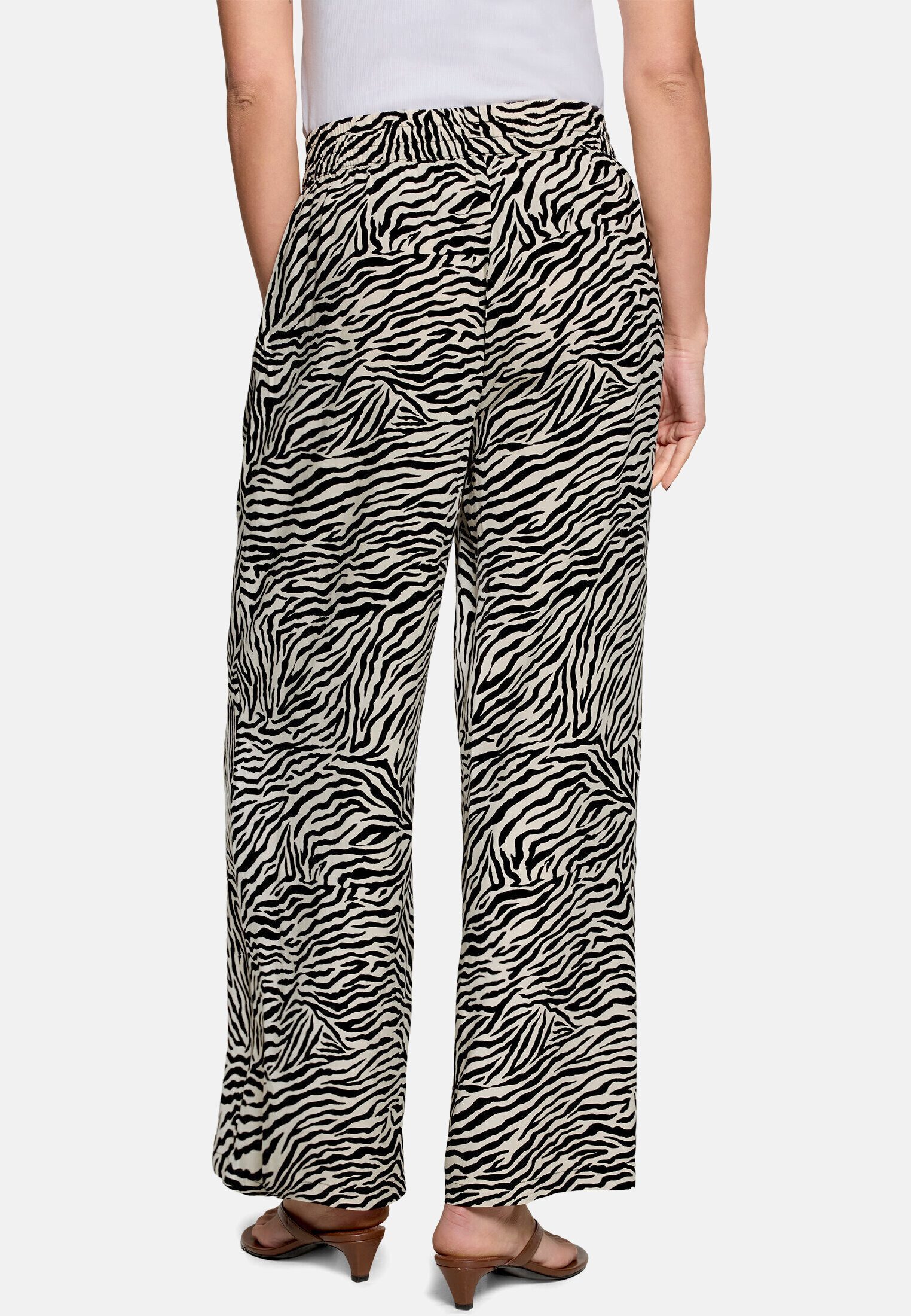 Zero Schlupfhose Damen mit weitem Bein Material
