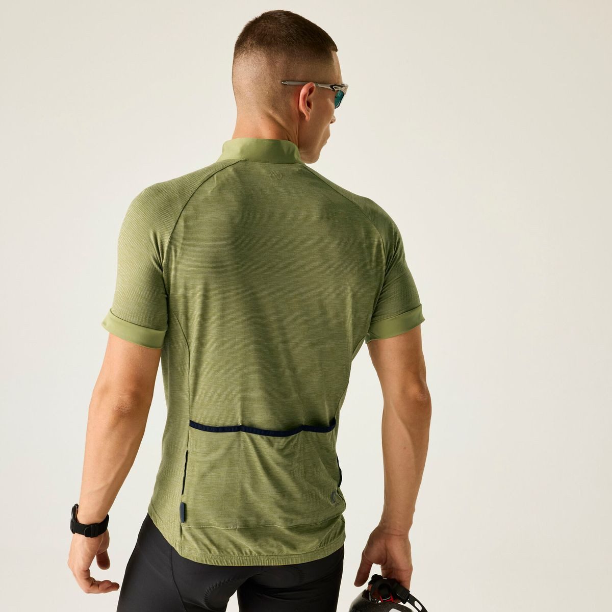 Dare2b Radtrikot Pedal It Out II Jersey Herren-Fahrradtrikot mit schnelltrocknendem Gewebe, UV-Schutz und