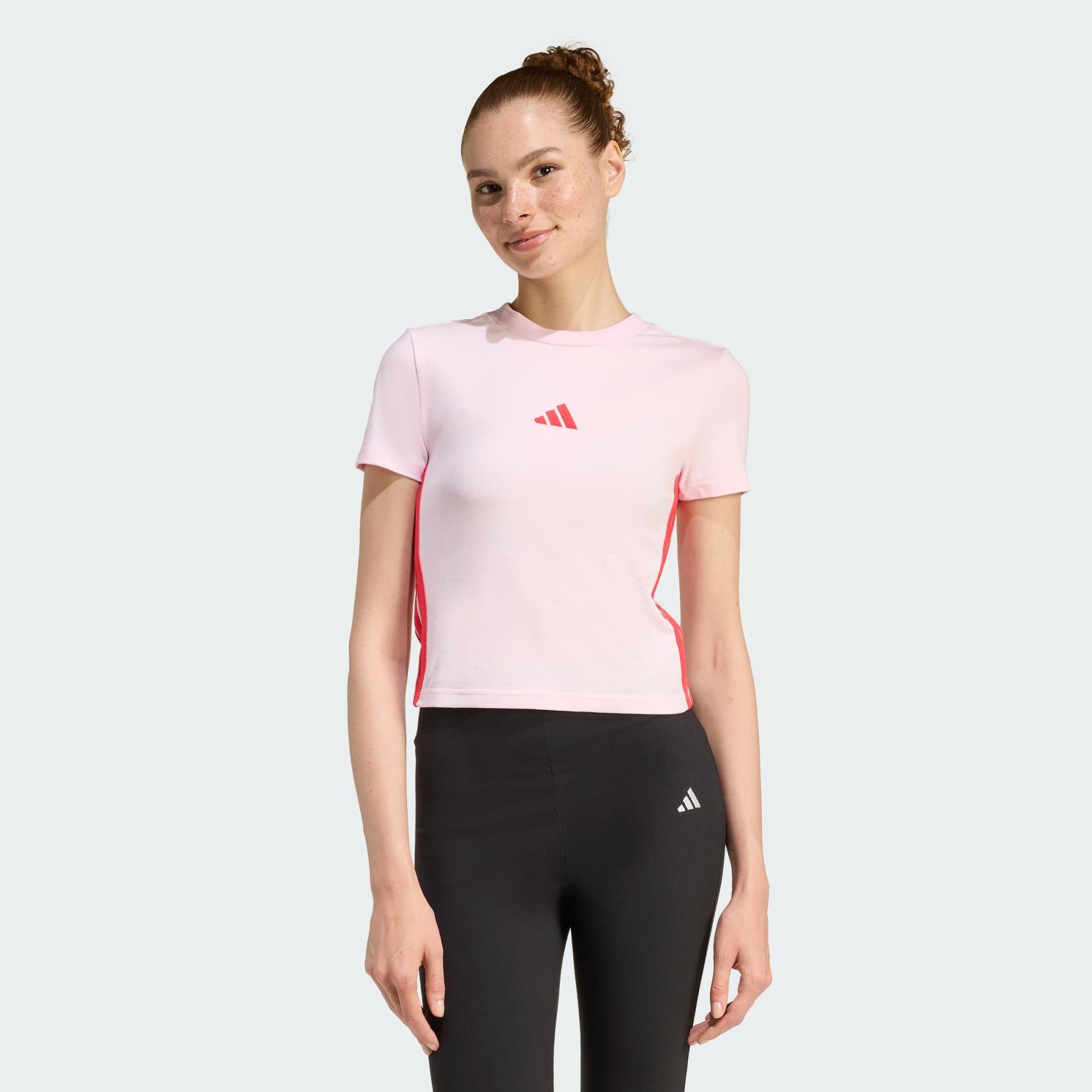 adidas Sportswear T-Shirt ESSENTIALS 3-STREIFEN SLIM BABY T-SHIRT (1-tlg). € 25,00