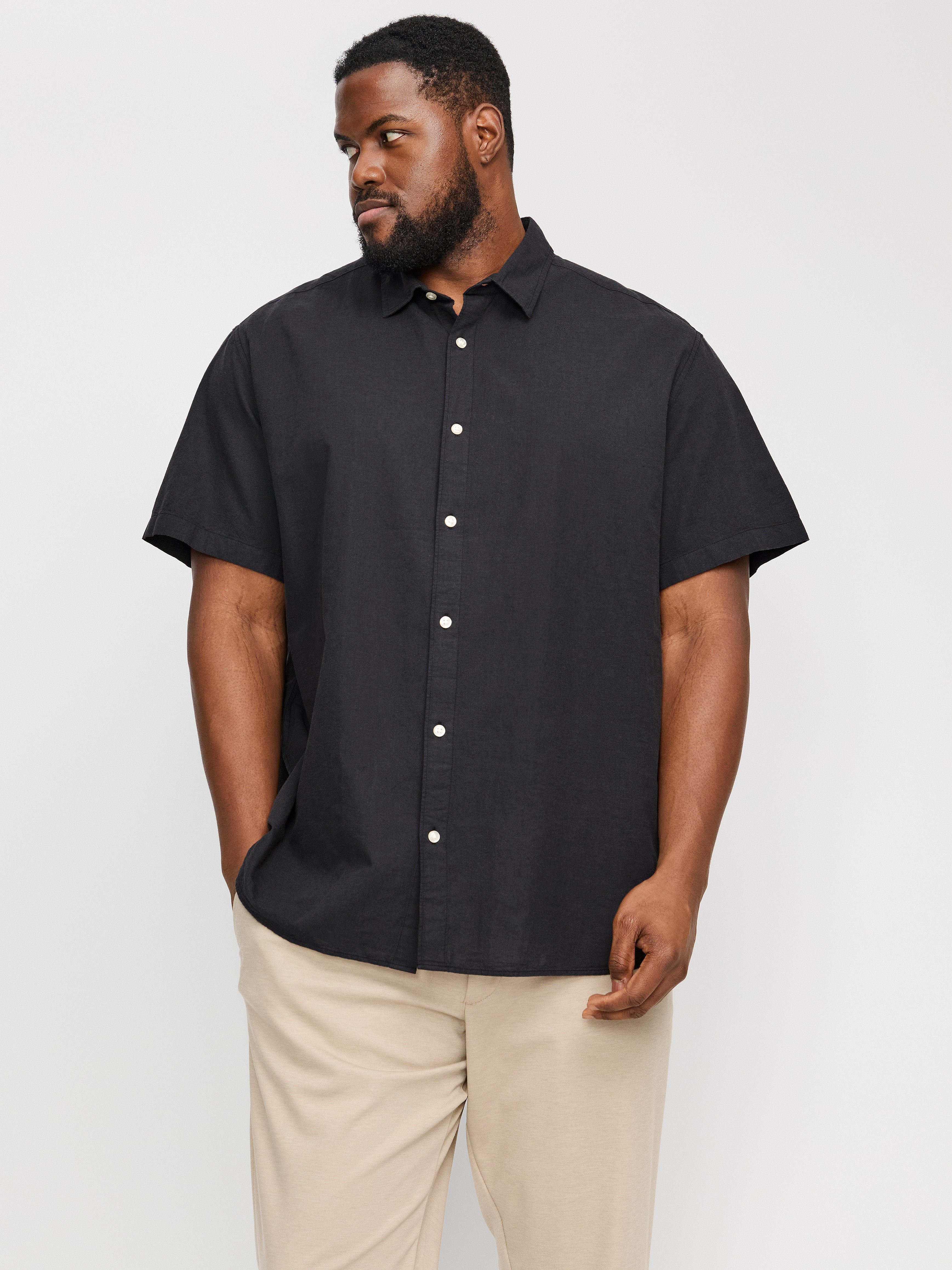 Jack & Jones PlusSize Kurzarmhemd JJEBREEZE SHIRT SS SN PLS mit Hemdkragen günstig online kaufen