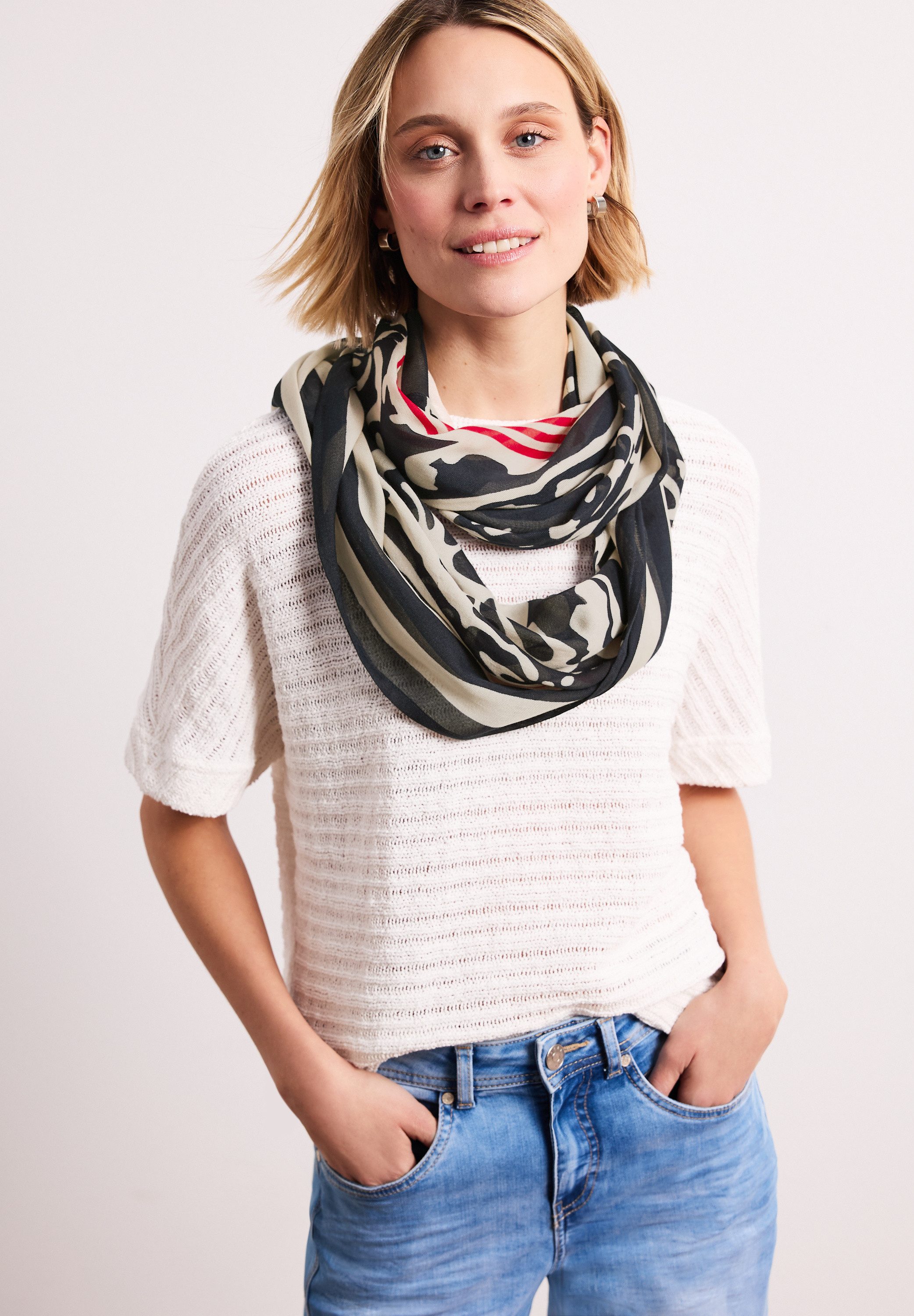 STREET ONE Loop, aus Modal