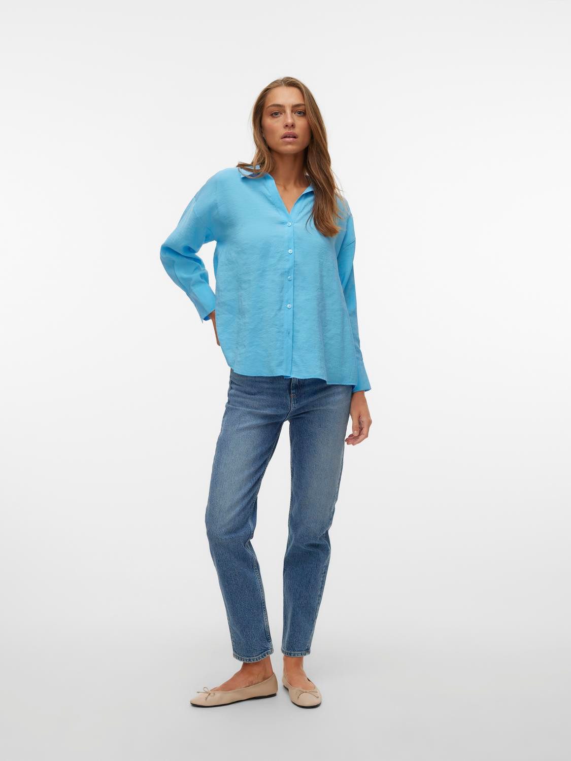 Vero Moda Blusenshirt Legere Hemdbluse Oversized Seidig VMQUEENY VMQUEENY LS OVERSIZE SHIRT WVN GA NOOS