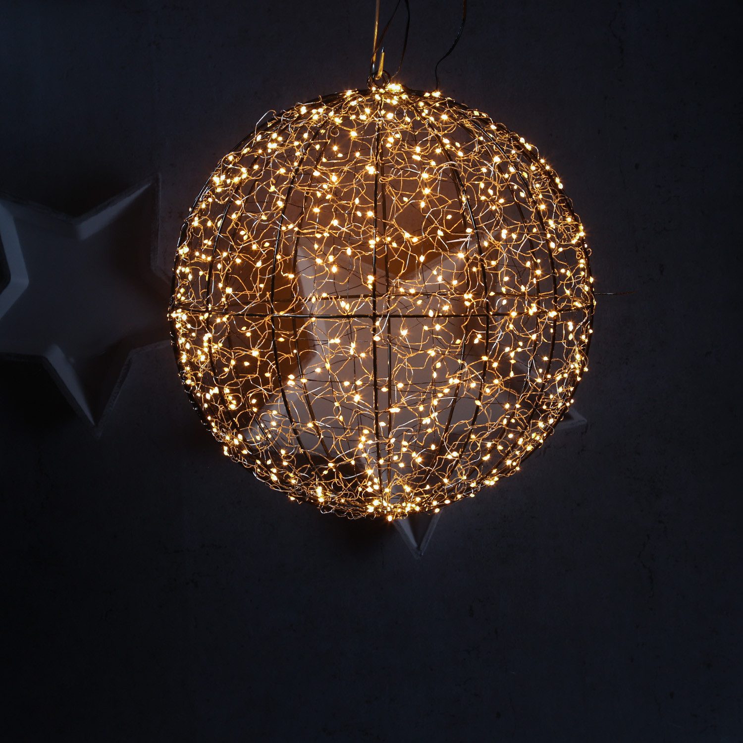 Seasonals LED Kugelleuchte LED Drahtkugel Leuchtkugel 40cm 600LED Lichtkugel für Innen Außen, LED Classic, ultra-warmweiß / bernstein (1800K bis 2100K)