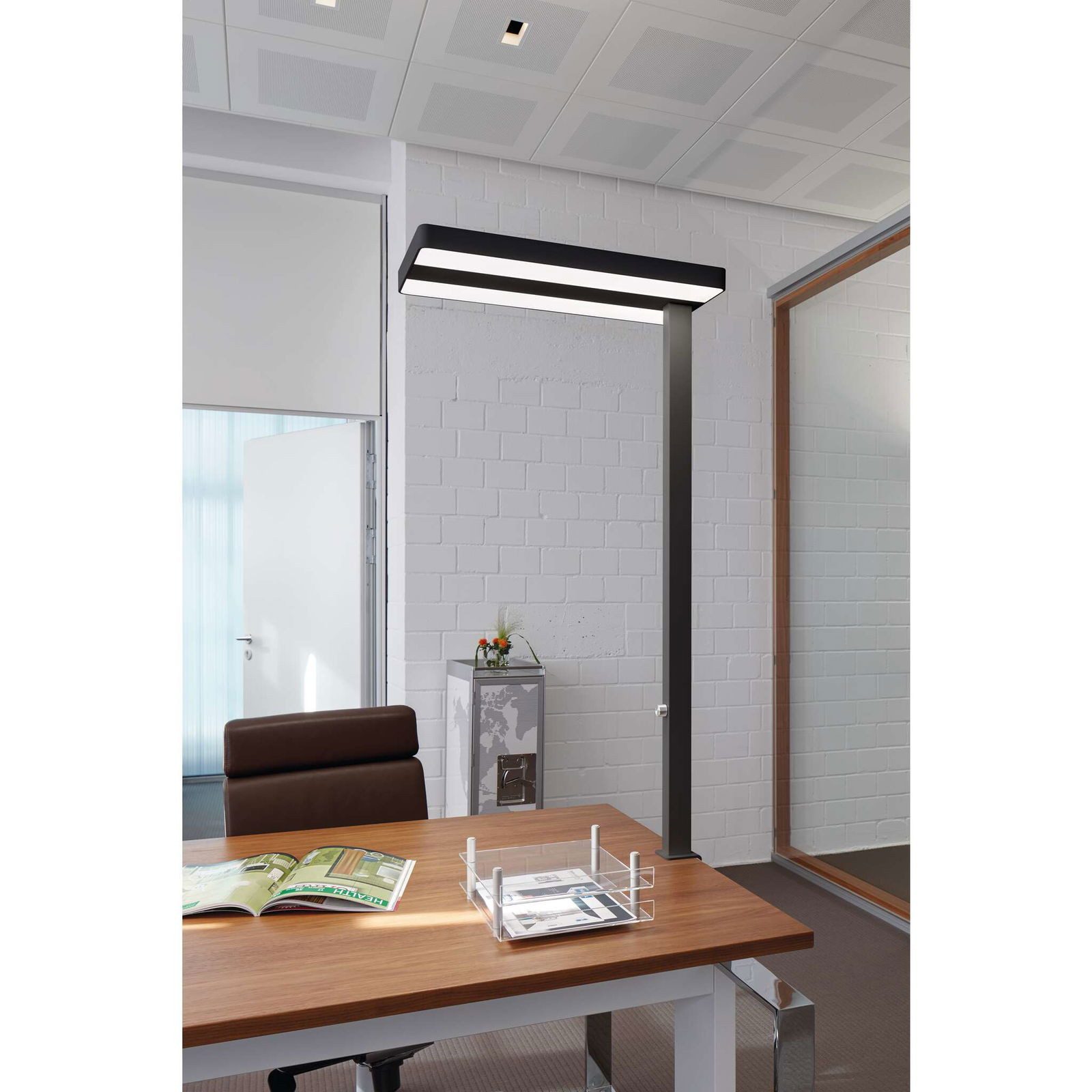 MAUL Stehlampe LED-Tischaufbau MAULjaval, dimmbar, LED wechselbar, Dimmbar