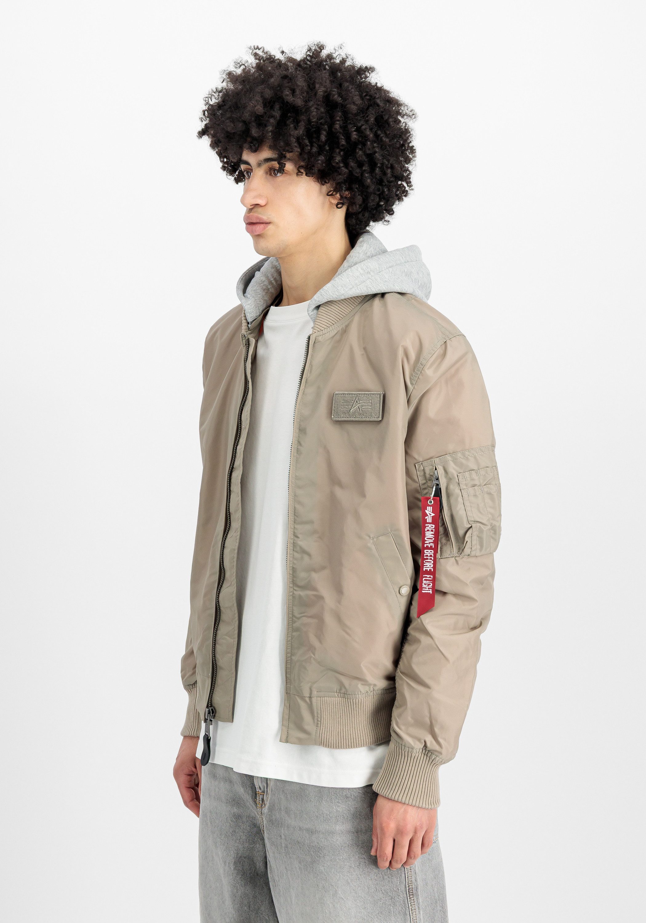 Alpha Industries Bomberjacke MA-1 TT Hood Light