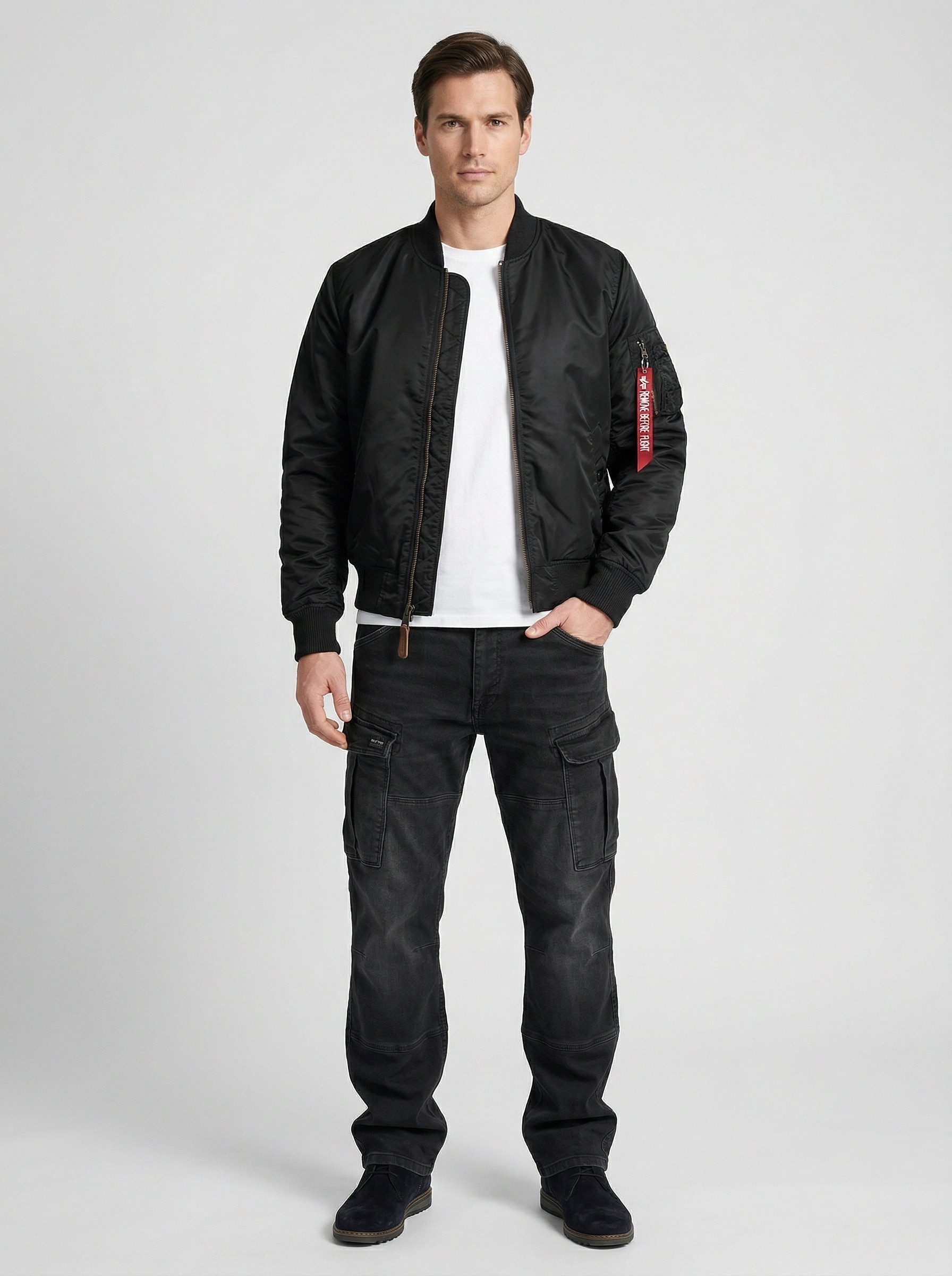 Zum Outfit 12