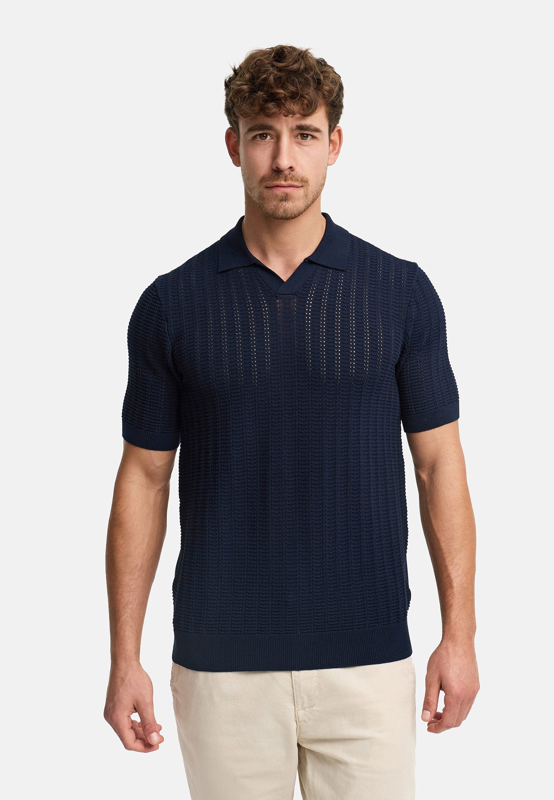 INDICODE Poloshirt INCystem aus strukturierter Strickqualität mit offenem Kragen