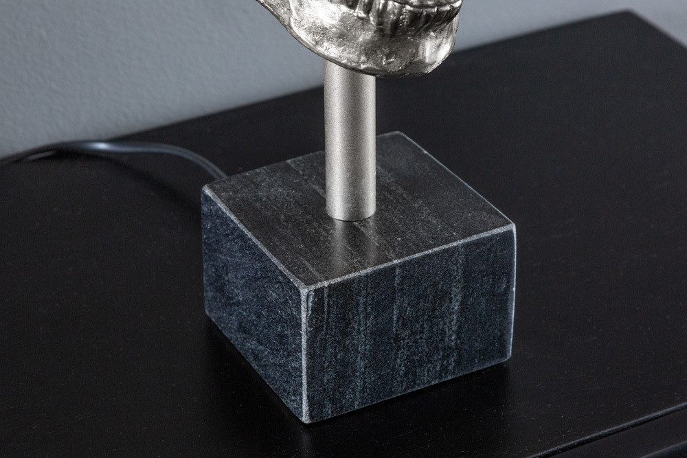 riess-ambiente Tischleuchte SKULL 56cm schwarz / silber, Ein-/Ausschalter, ohne Leuchtmittel, Wohnzimmer · Marmor · Metall · Totenkopf · Modern Design – Bild 5 von 5
