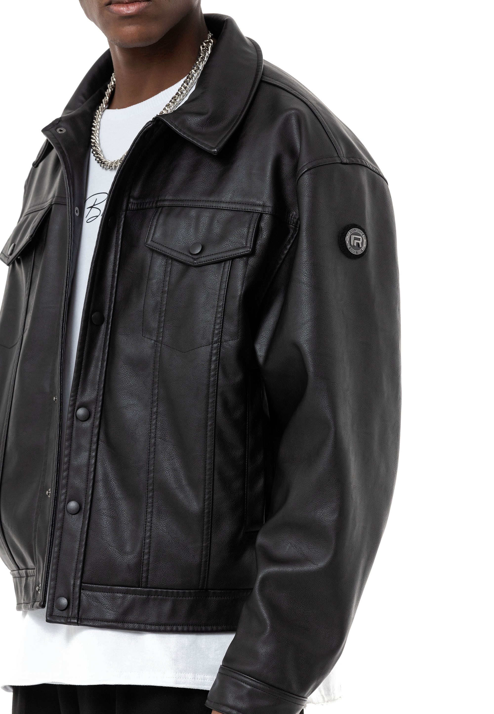 RedBridge Lederimitatjacke im Oversized Fit mit Brusttaschen Kunstleder – Bild 4 von 5