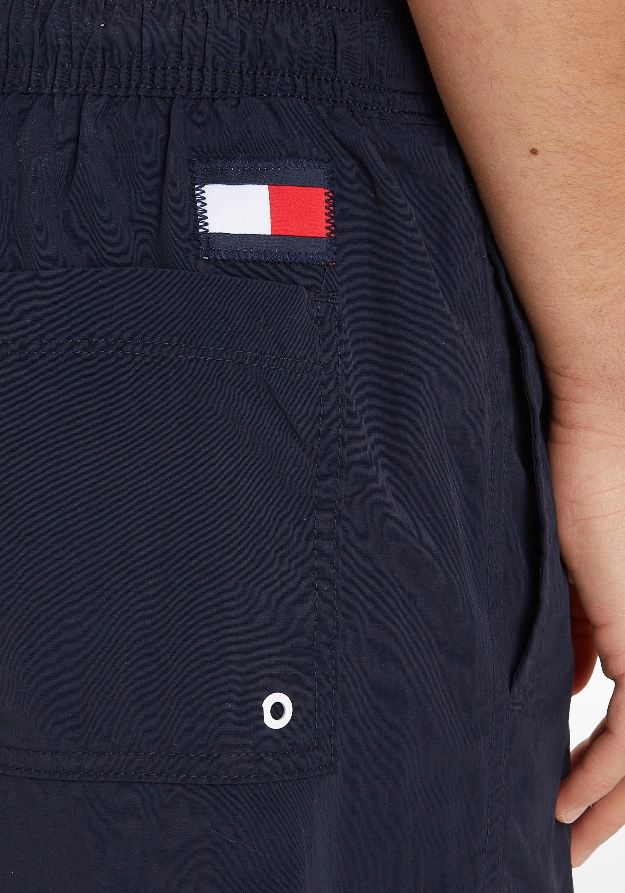 Tommy Hilfiger Swimwear Badeshorts SF MEDIUM DRAWSTRING mit Tommy Hilfiger Markenlabel