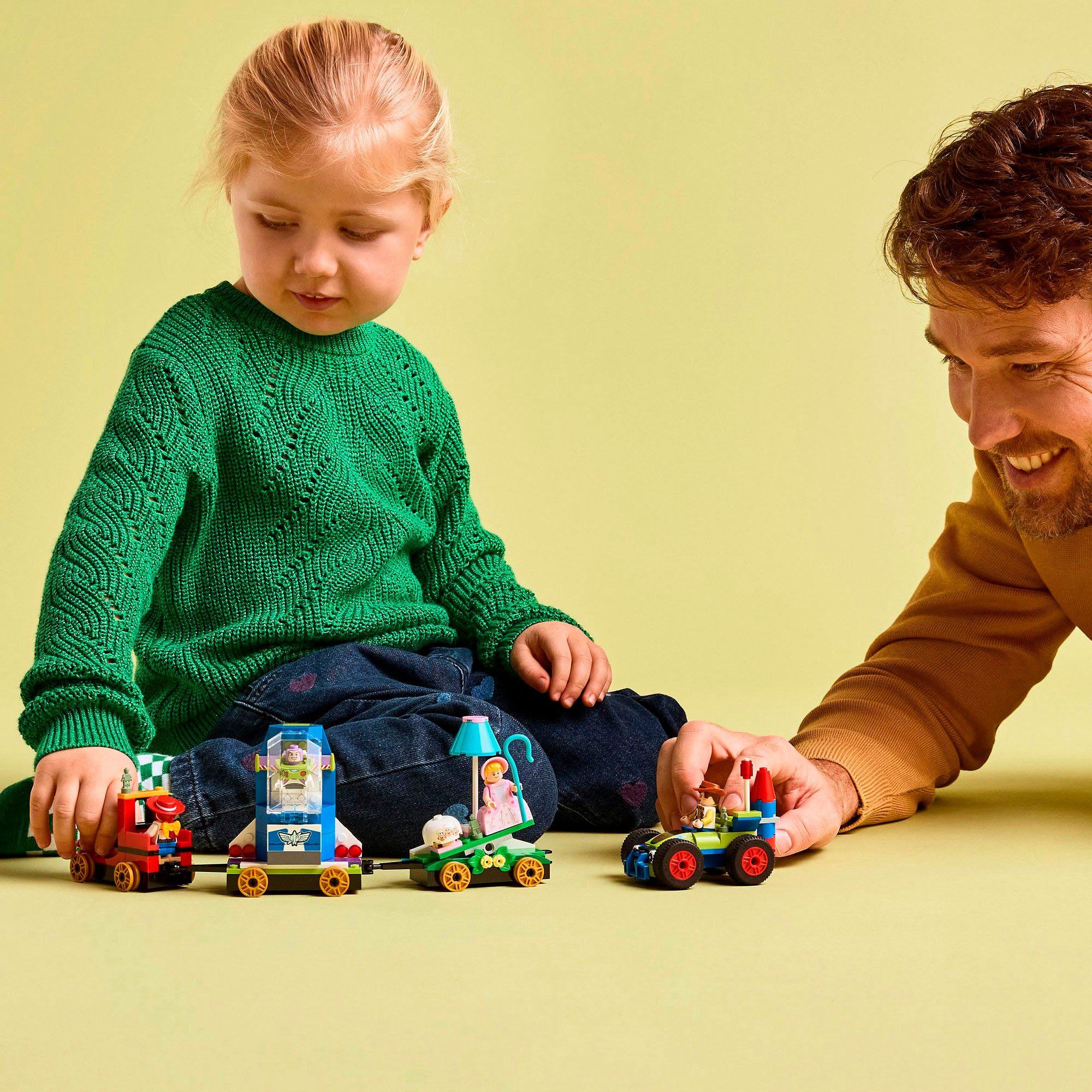 LEGO® Partyzug und das Auto RC günstig online kaufen