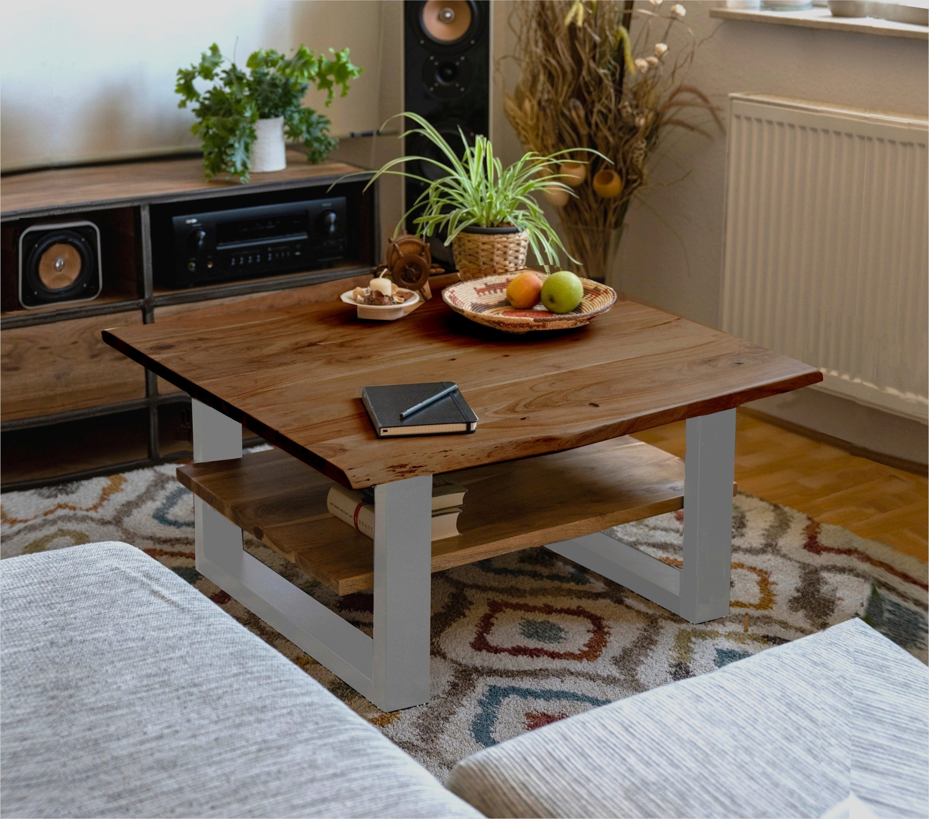 Loreno® Couchtisch Patrick, Baumkante, Akazie massiv, günstig online kaufen