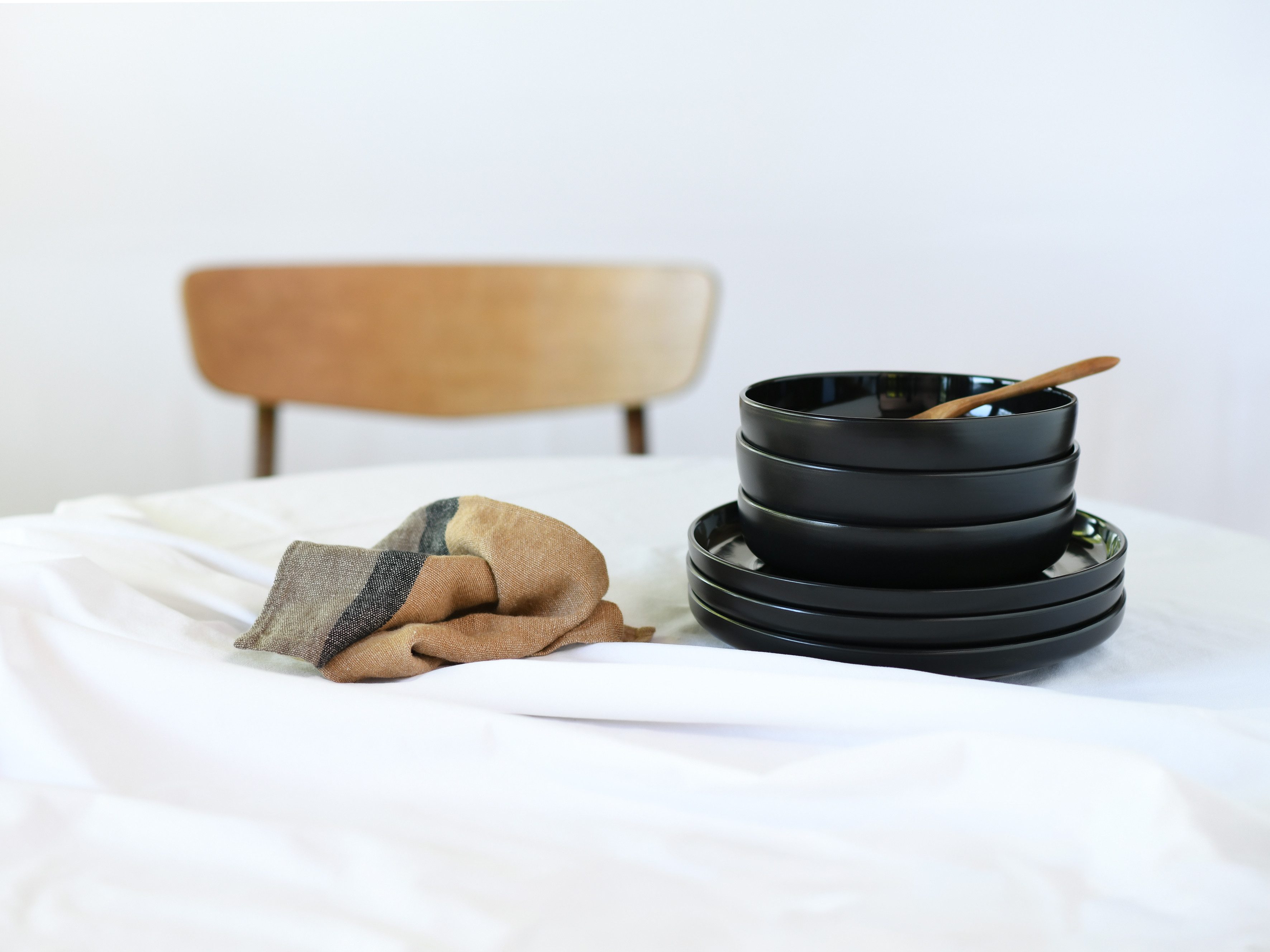 LeGer Home by Lena Gercke Kombiservice Geschirr-Set, Service Liliane (16-tlg), 4 Personen, Steinzeug, skandinavische, minimalistische Formensprache, 16 Teile