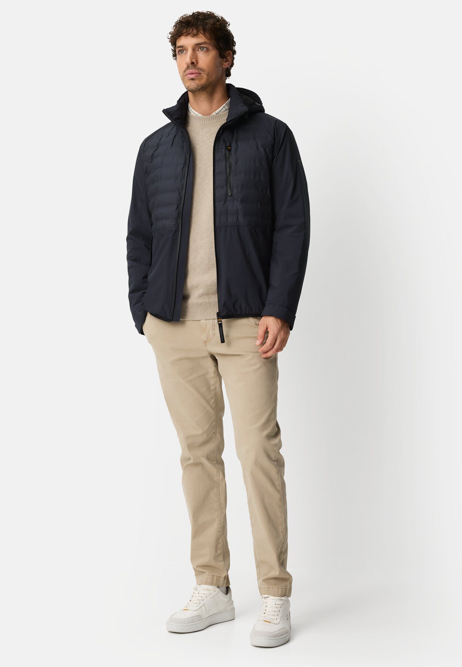 camel active Funktionsjacke teXXXactive® Jacke mit abnehmbarer Kapuze Langarm Markenlogo