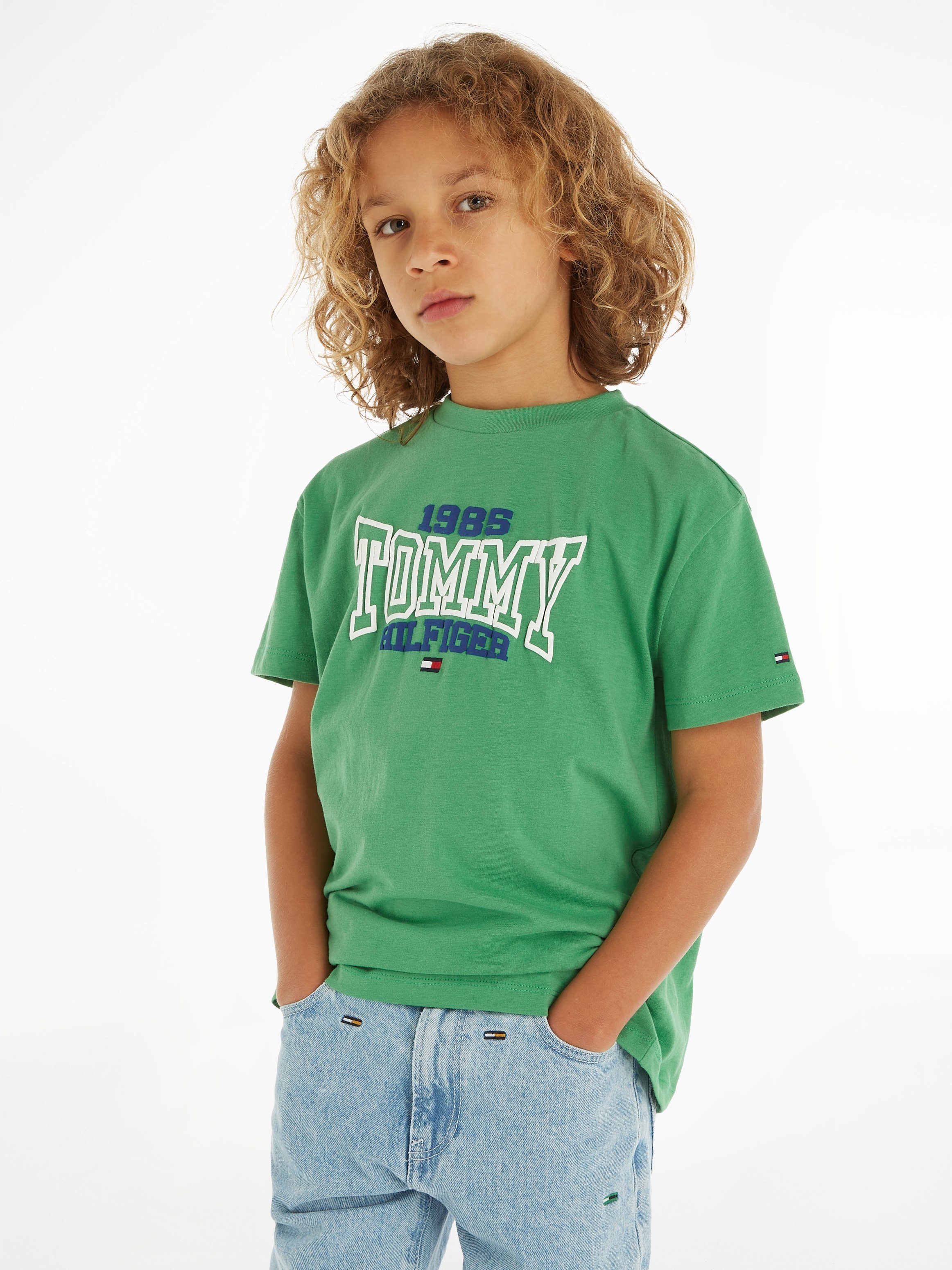 Coastal_Green Tommy Hilfgier Varsity mit T-Shirt Tommy 1985 TOMMY modischem VARSITY 1985 TEE Print S/S Hilfiger