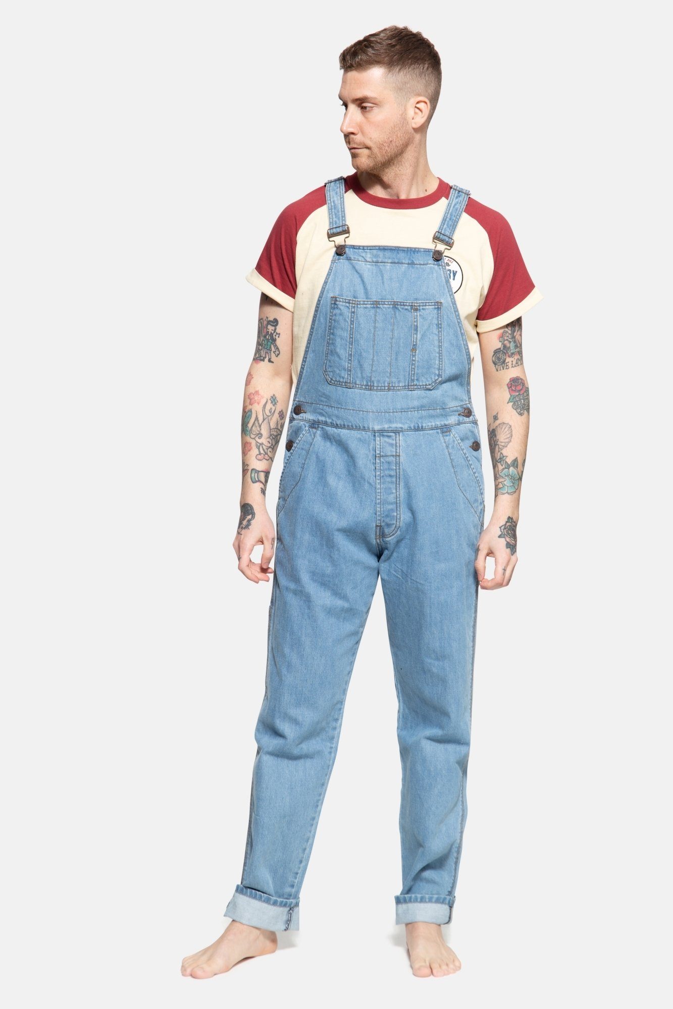 im hellblau KingKerosin Jeanslatzhose Workwear-Style