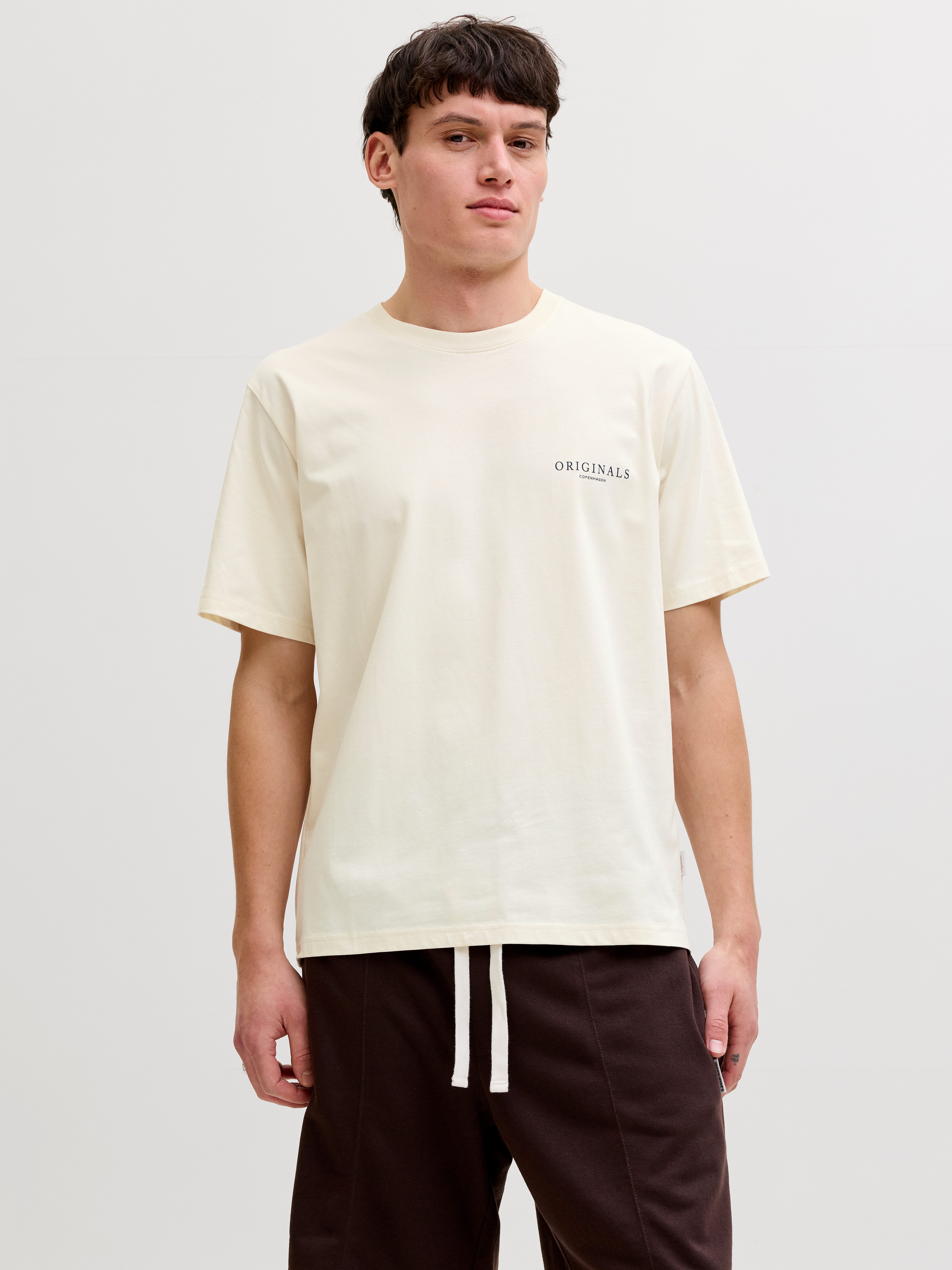 Jack & Jones Kurzarmshirt JORMONTAUK AOP BACK TEE SS CREW NECK Baumwolle, regular fit