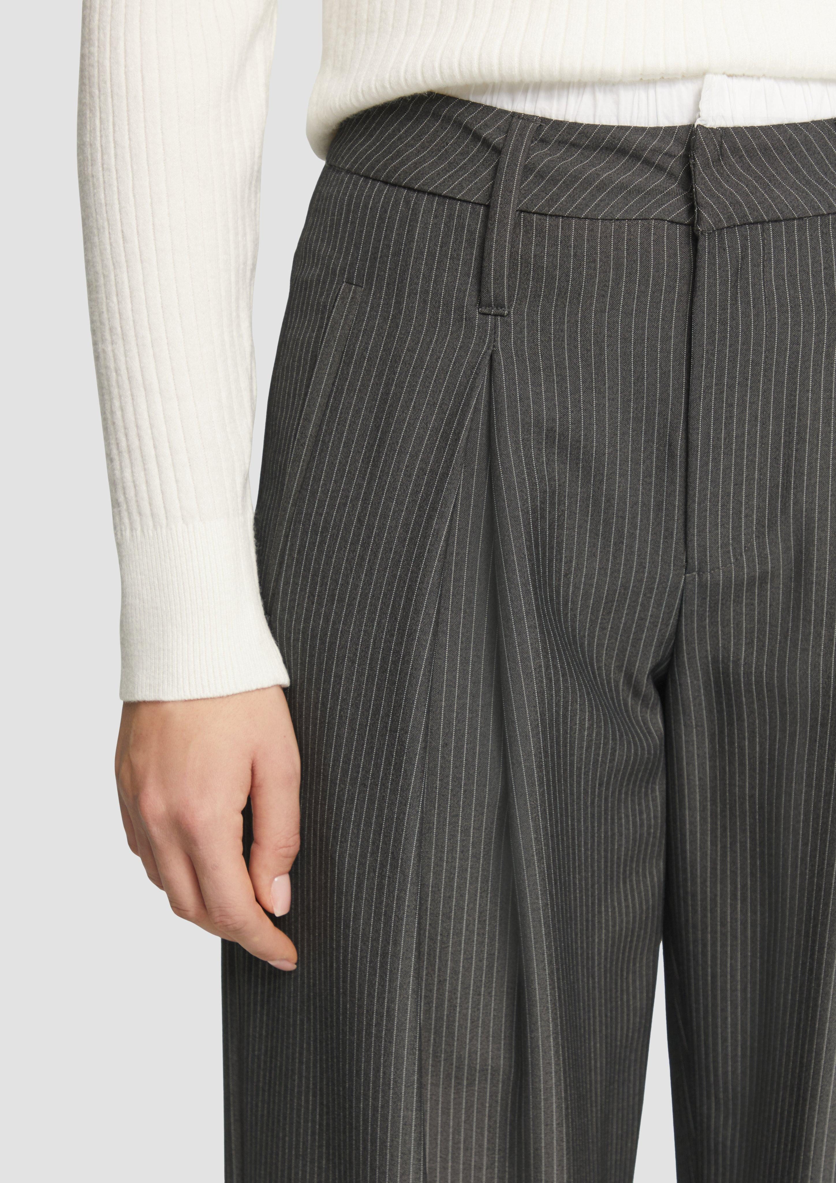 QS Stoffhose Nadelstreifenhose mit Kontrastdetail am günstig online kaufen