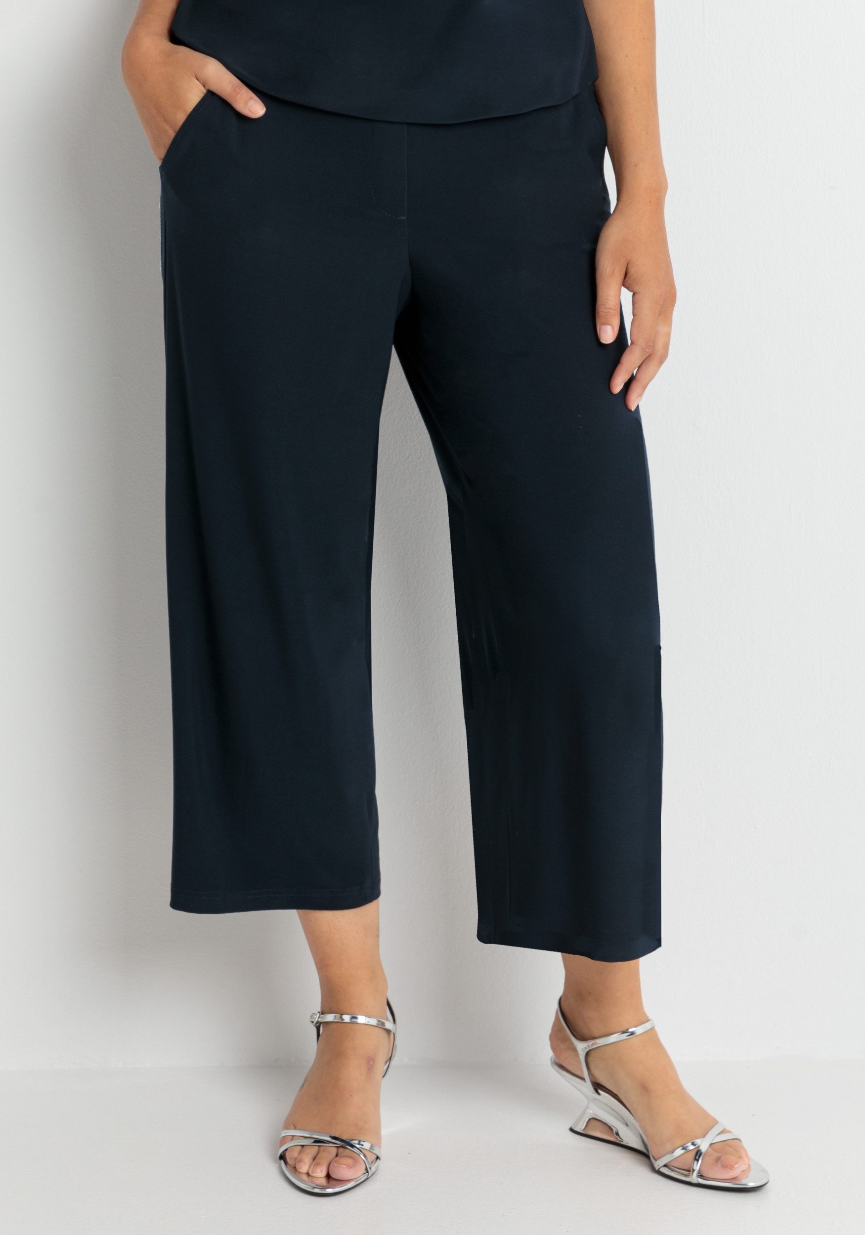 bianca Culotte PARIGI - Stoffhose mit verkürztem, weitem Bein – Bild 4 von 5