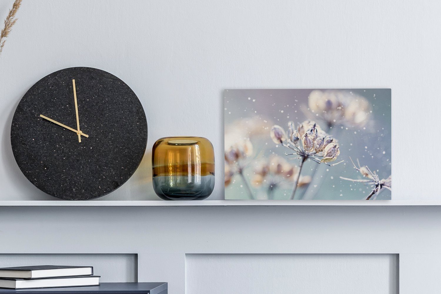 OneMillionCanvasses® Leinwandbild Blumen - Schnee - günstig online kaufen