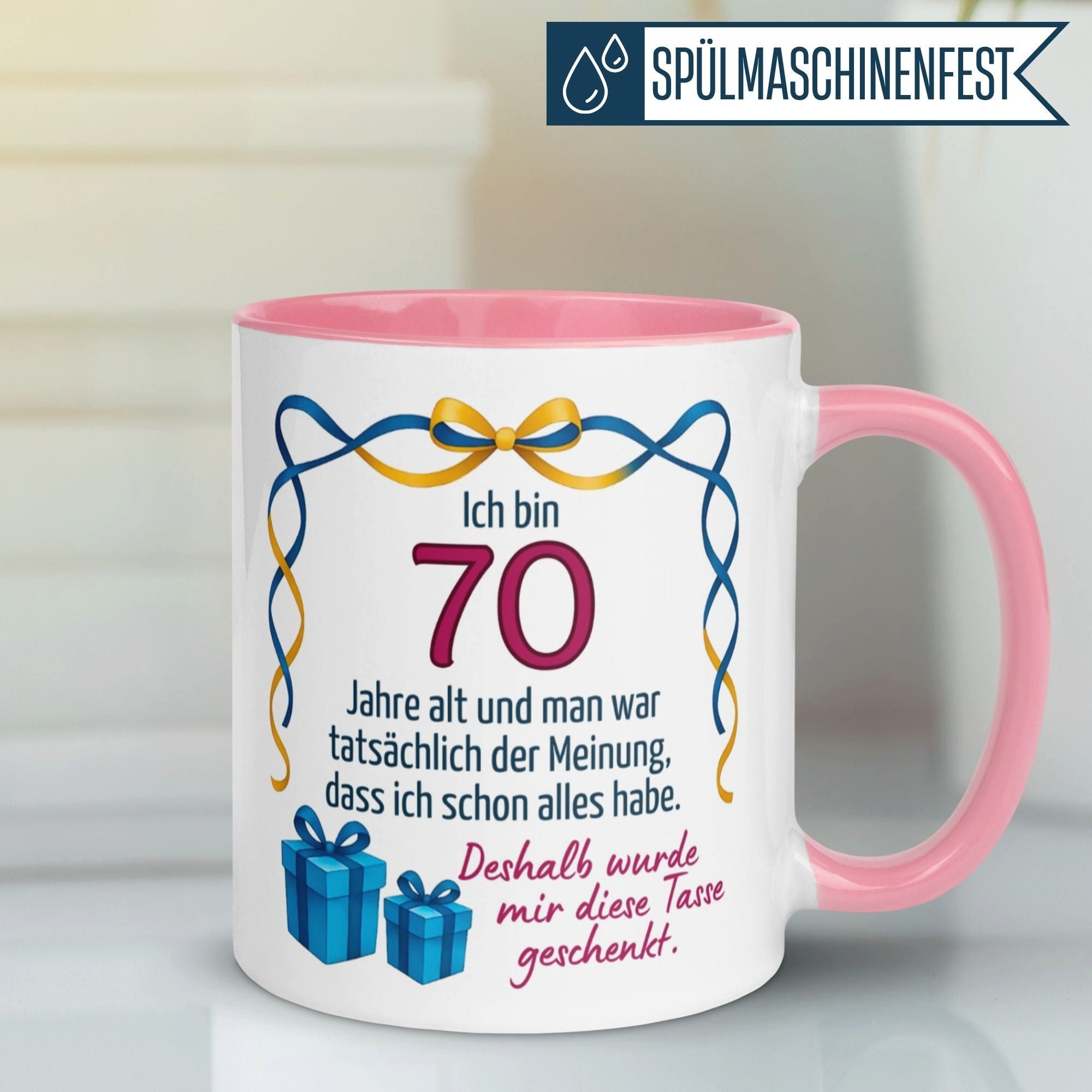 Momentals Tasse 70. Geburtstag Frau – Man war der Meinung – Geburtstagsgeschenk, Gratis Versand · Links-&Rechtshänder · Spülmaschinenfest