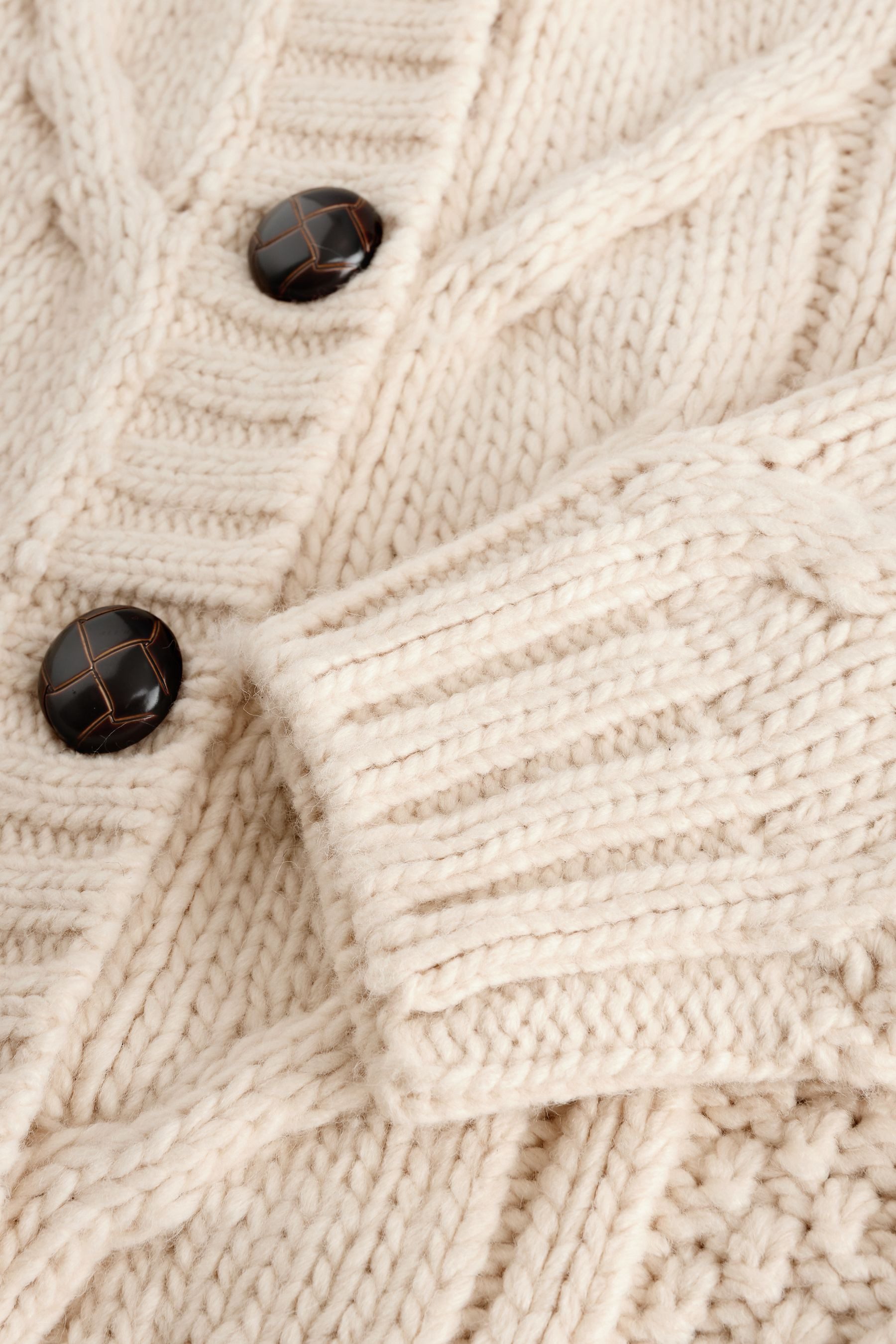 Next Strickjacke Grobstrickjacke mit Zopfmuster (1-tlg)