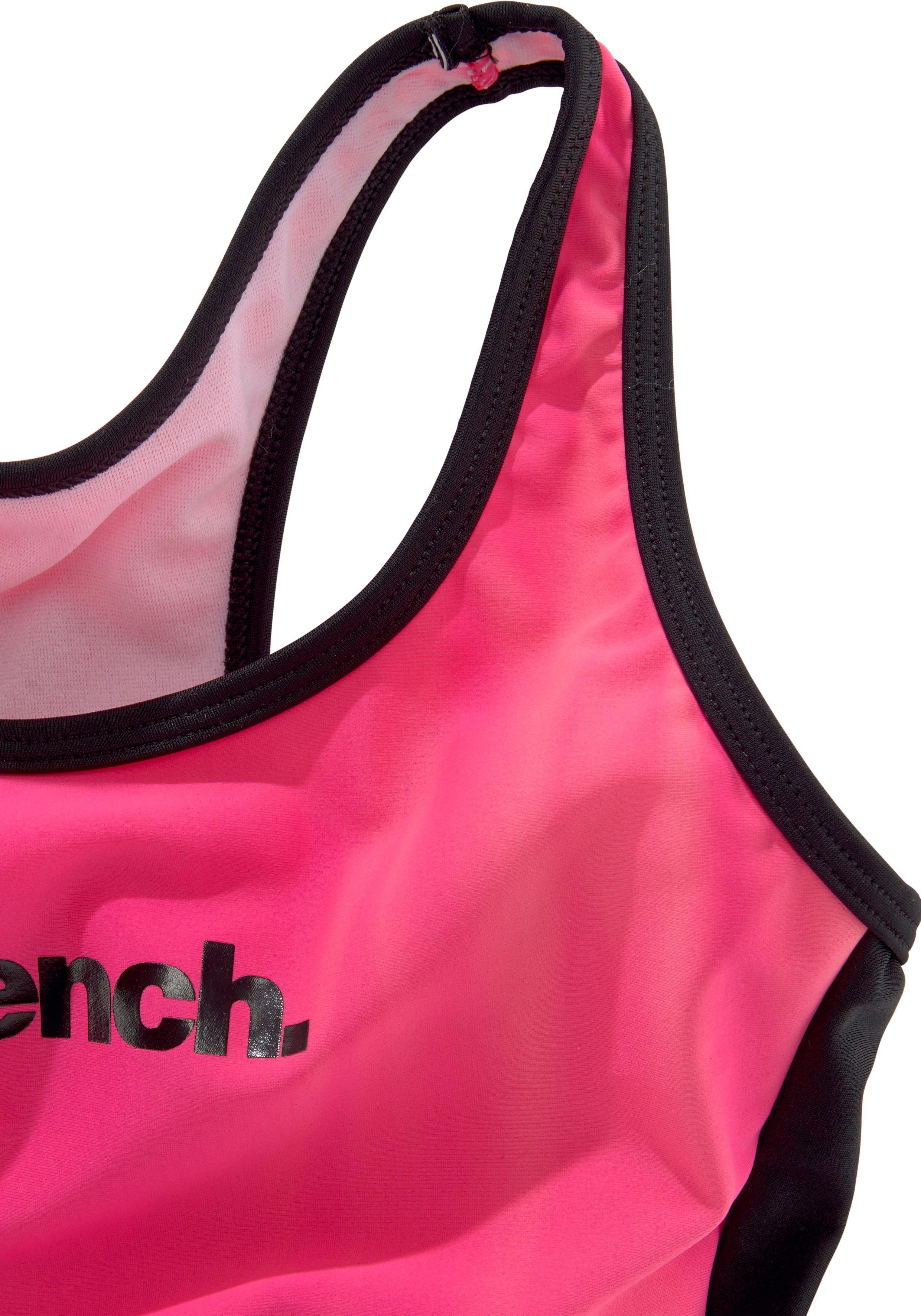 Bench. Badeanzug mit Logoprint