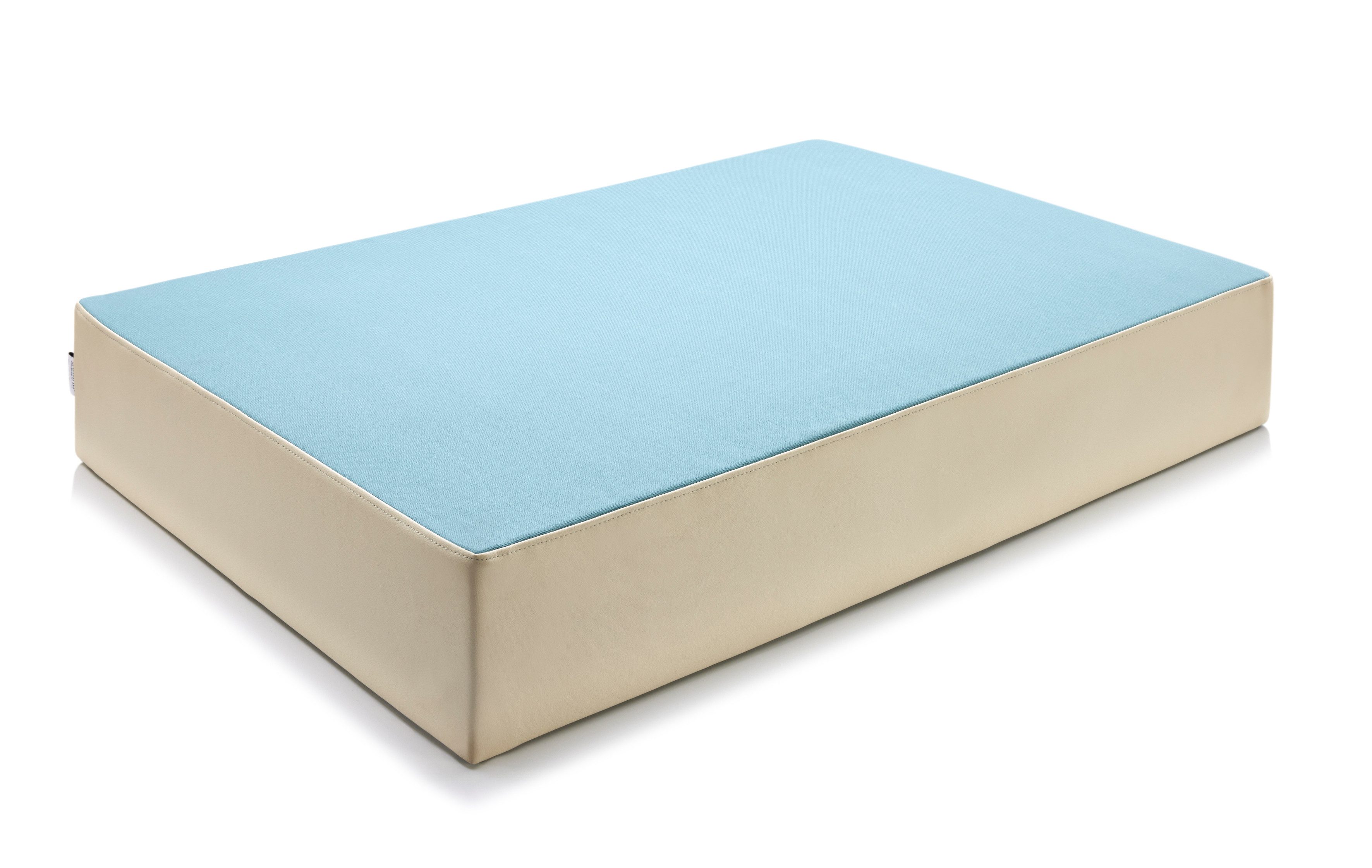 traturio Sportmatte Hüpfmatratze In-/Outdoor in tollen Farben 107x70x17cm