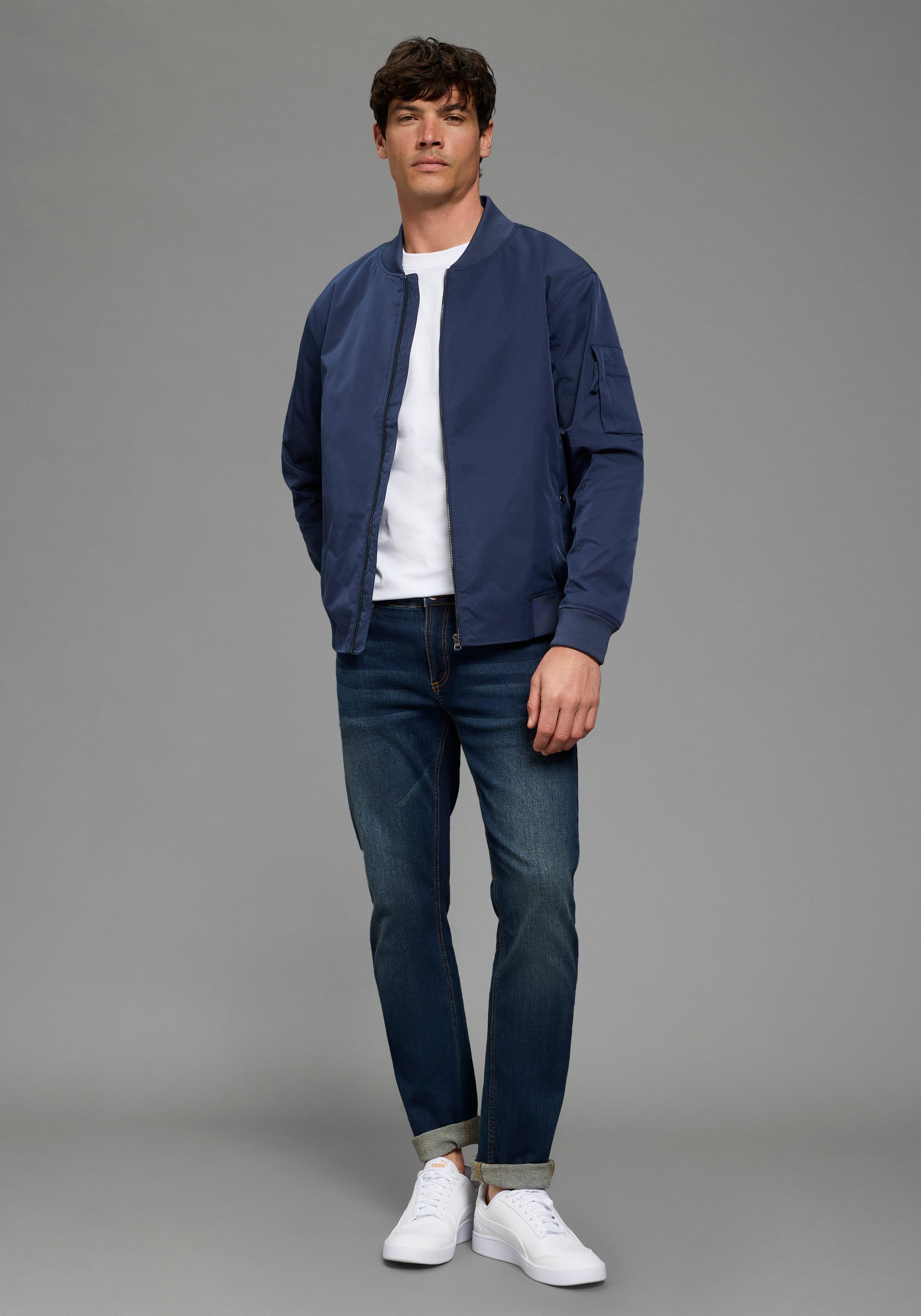 Bruno Banani Bomberjacke Blouson mit Stehkragen, leichte Übergangsjacke – Bild 4 von 5