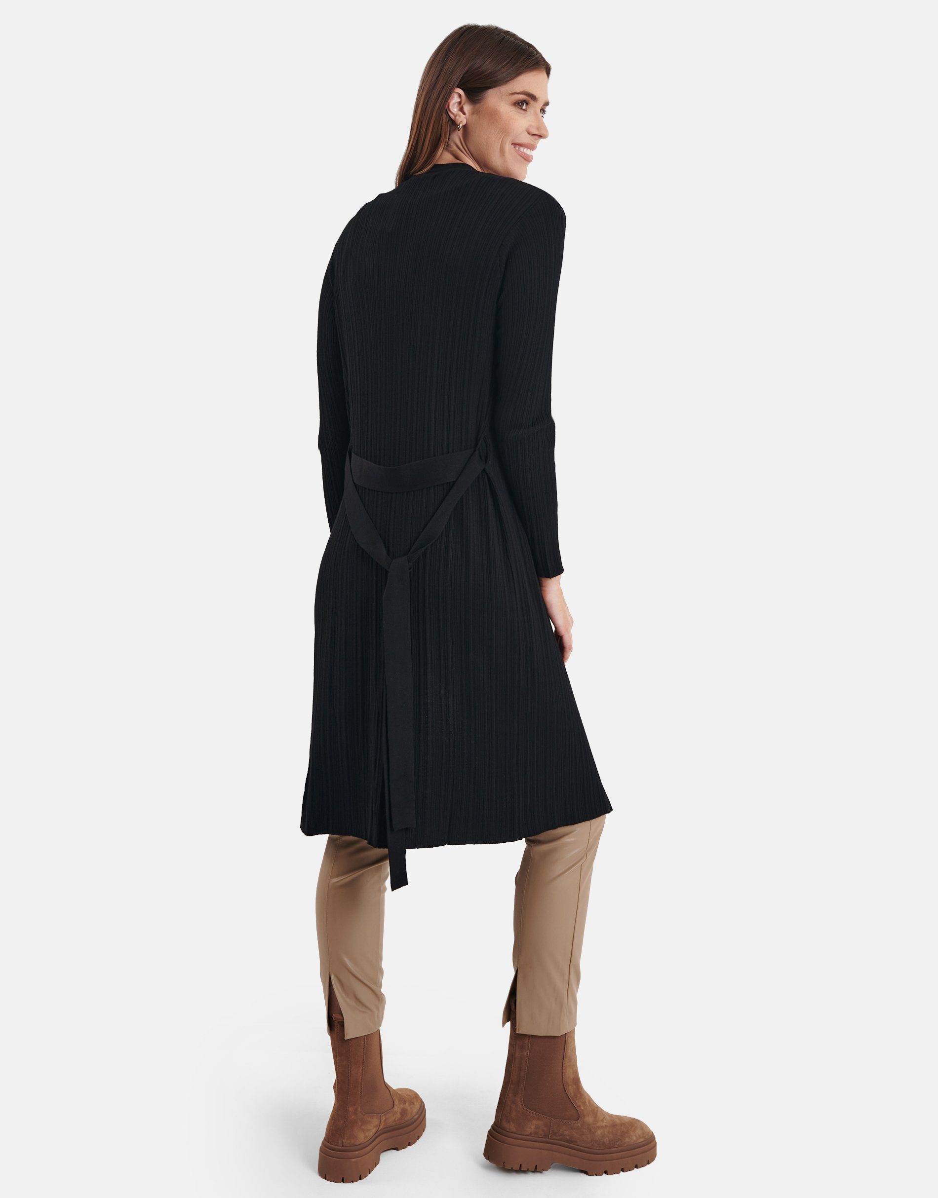 Rosemary schwarz Long Knitted Cardigan Threadbare Strickjacke Line