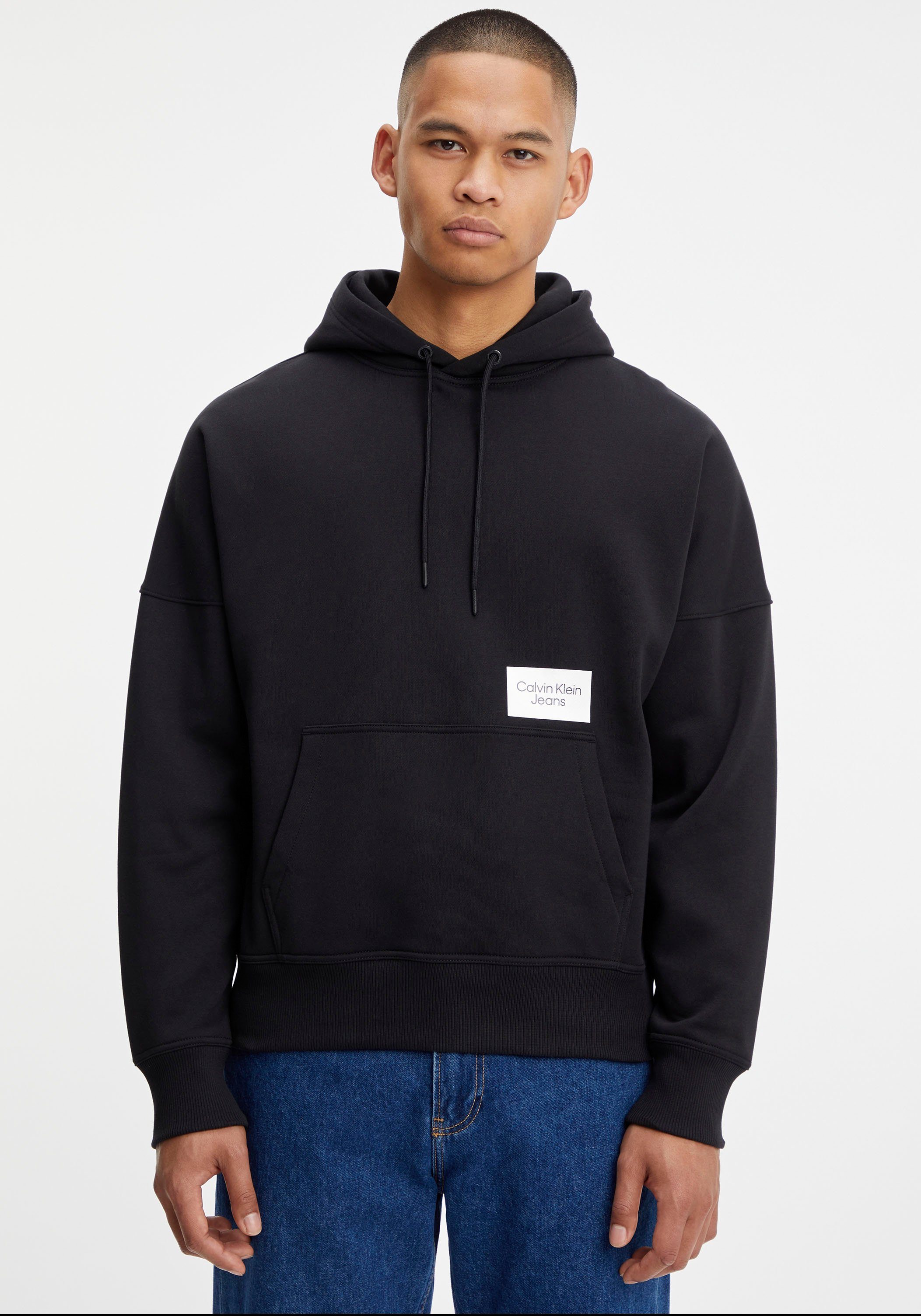 Calvin Klein Jeans Kapuzensweatshirt BOLD LOGO COLORBLOCK HOODIE mit Calvin  Klein Logodruck auf dem Rücken