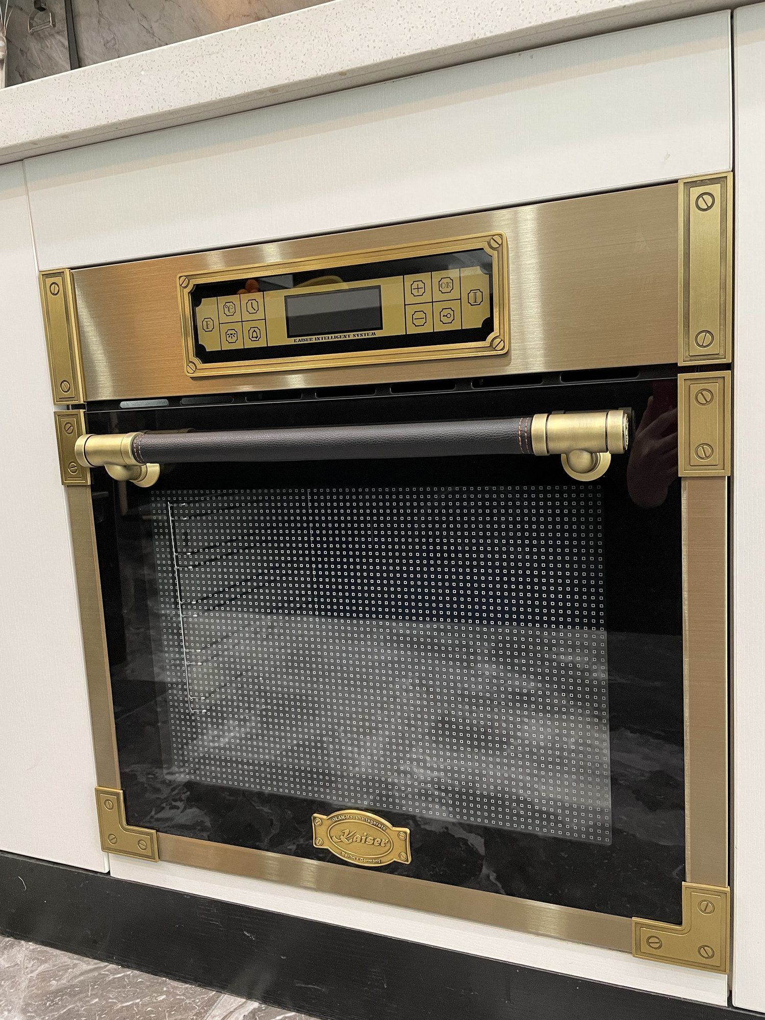 Kaiser Küchengeräte Backofen-Set Retro Einbau Backofen 80L,Elektro Backofen+Einbau-Mikrowelle, 25 l+Dunstabzugshaube 60 cm,1250 m³/h EH 6726 AD+EM 2545 AD+AT 6445 AD, mit 1-fach-Teleskopauszug