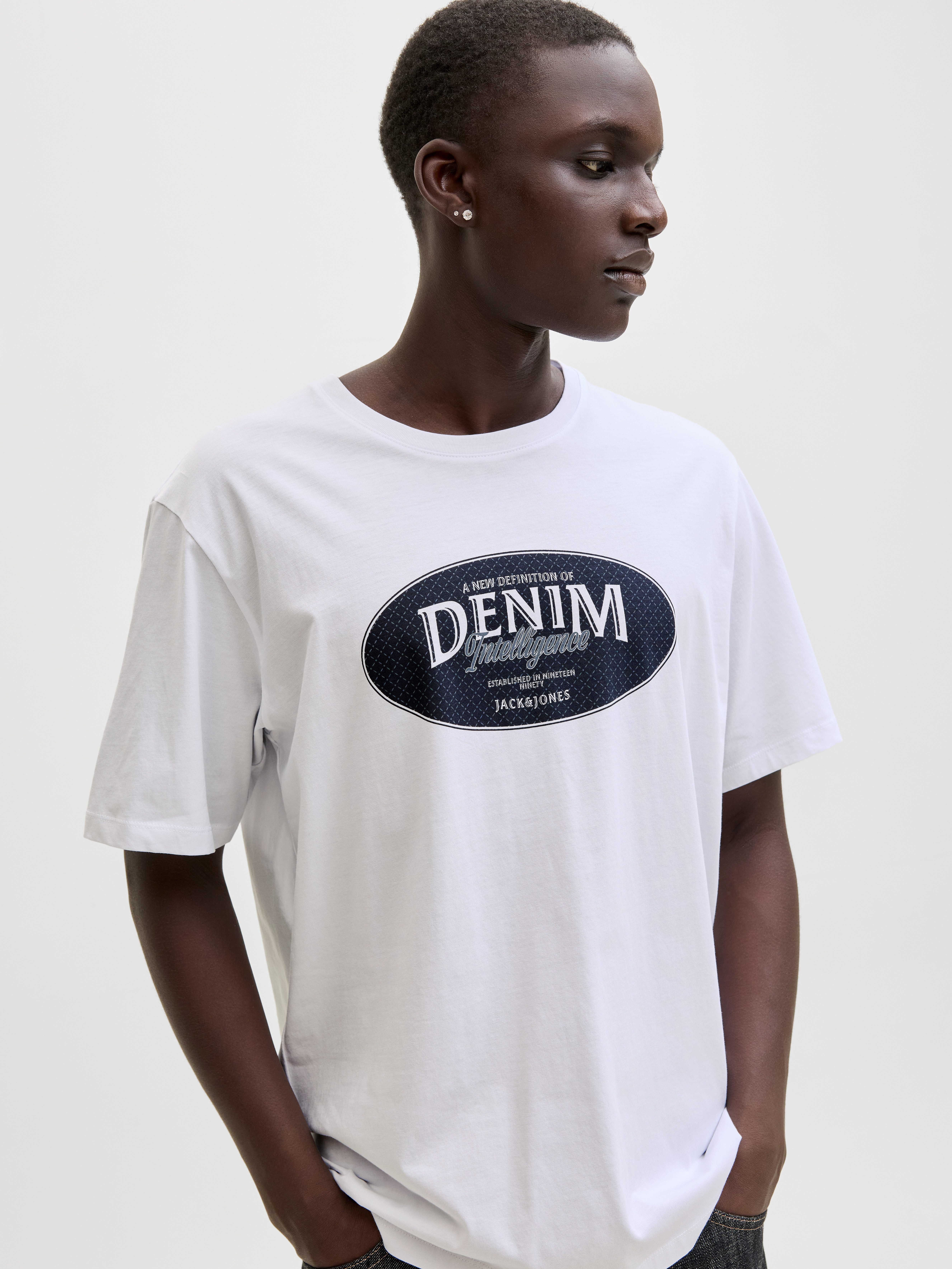 Jack & Jones Rundhalsshirt JJEDOVER DENIM TEE SS O-NECK SN mit Logobranding – Bild 2 von 5